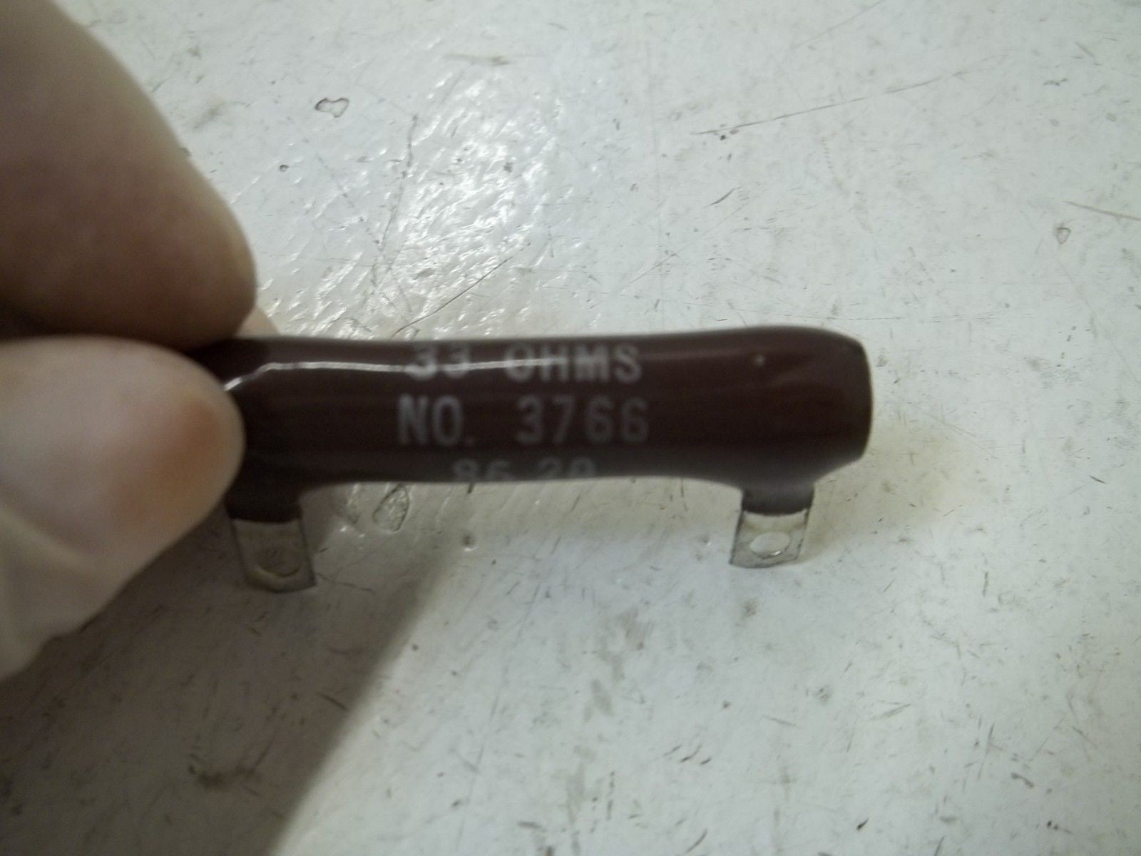 OHMITE L12J33R RESISTOR 12WATTS, 33 OHMS *NEW IN BOX*