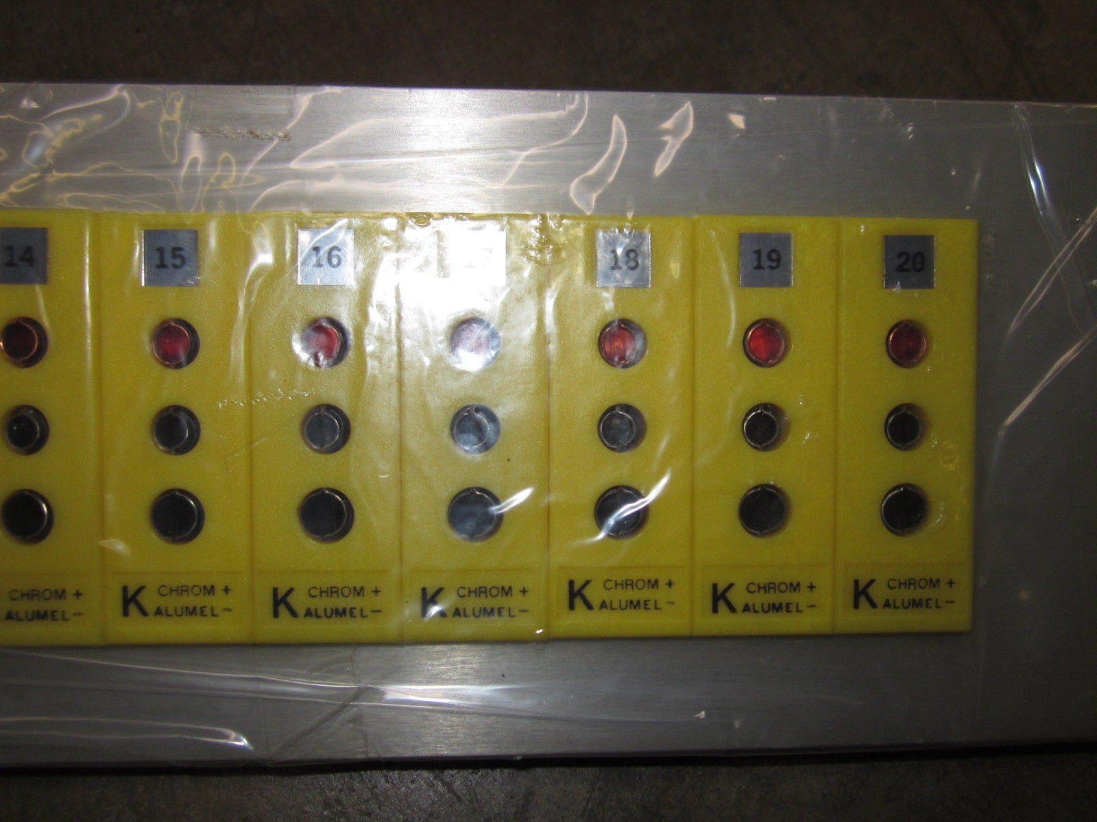 OMEGA 1-20 CHROM + KALUMEL *NEW NO BOX*