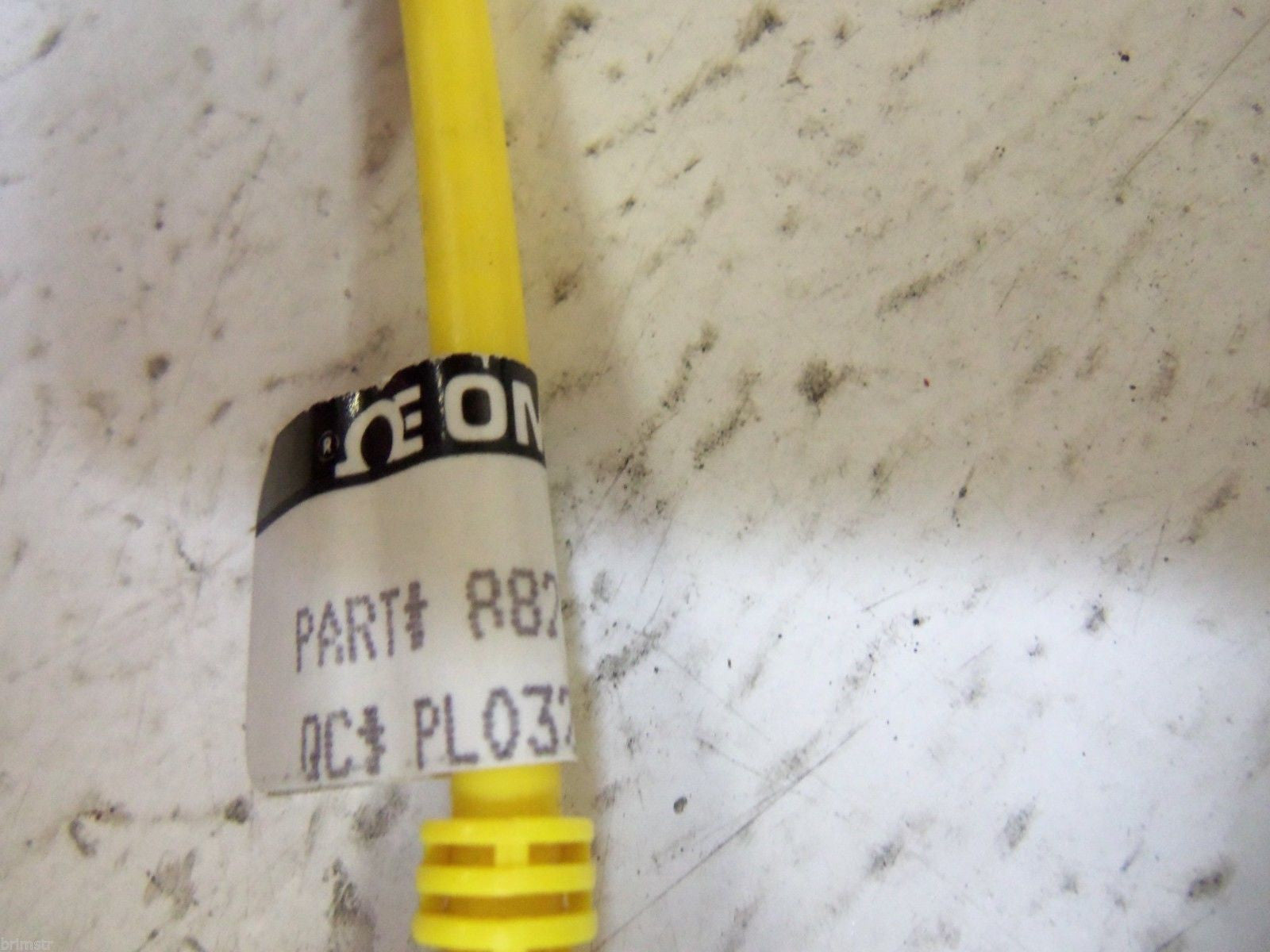 OMEGA 88220K *NEW IN BOX*