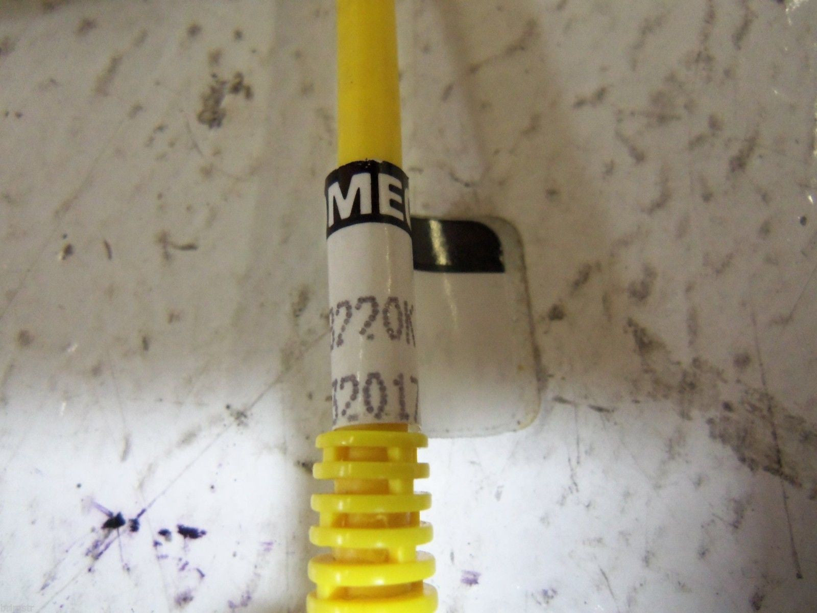 OMEGA 88220K *NEW IN BOX*