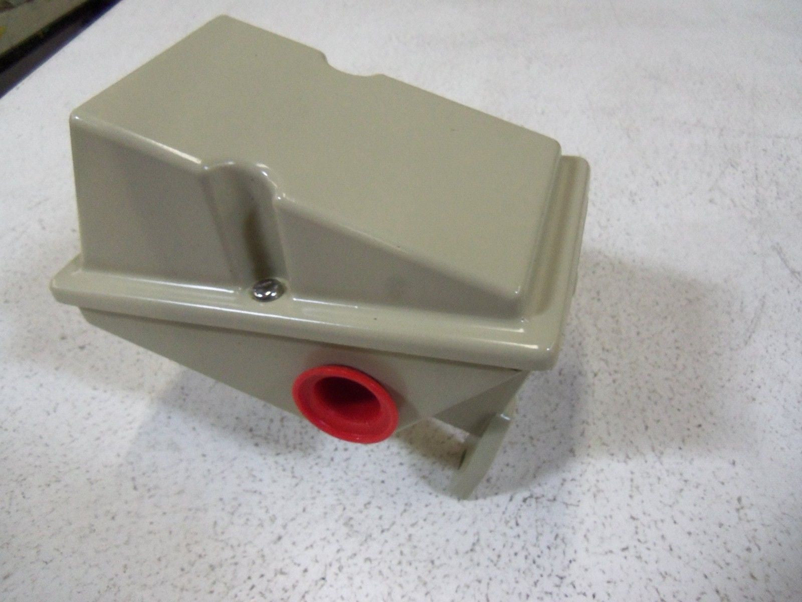 OMEGA PRESSURE SWITCH PSW-311 *NEW IN BOX*