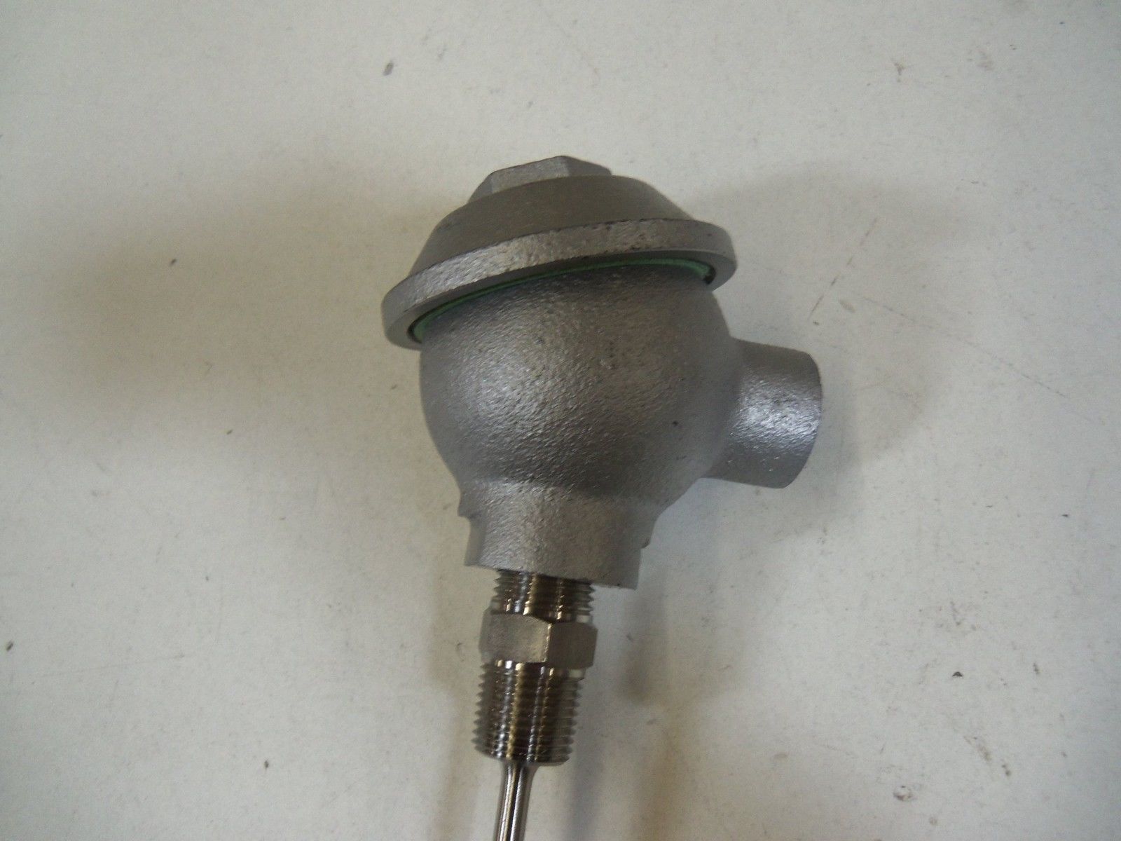 OMEGA PROBES WITH CAST IRON PROTECTION HEAD PR-12-2-100-1/4-E *NEW NO BOX*