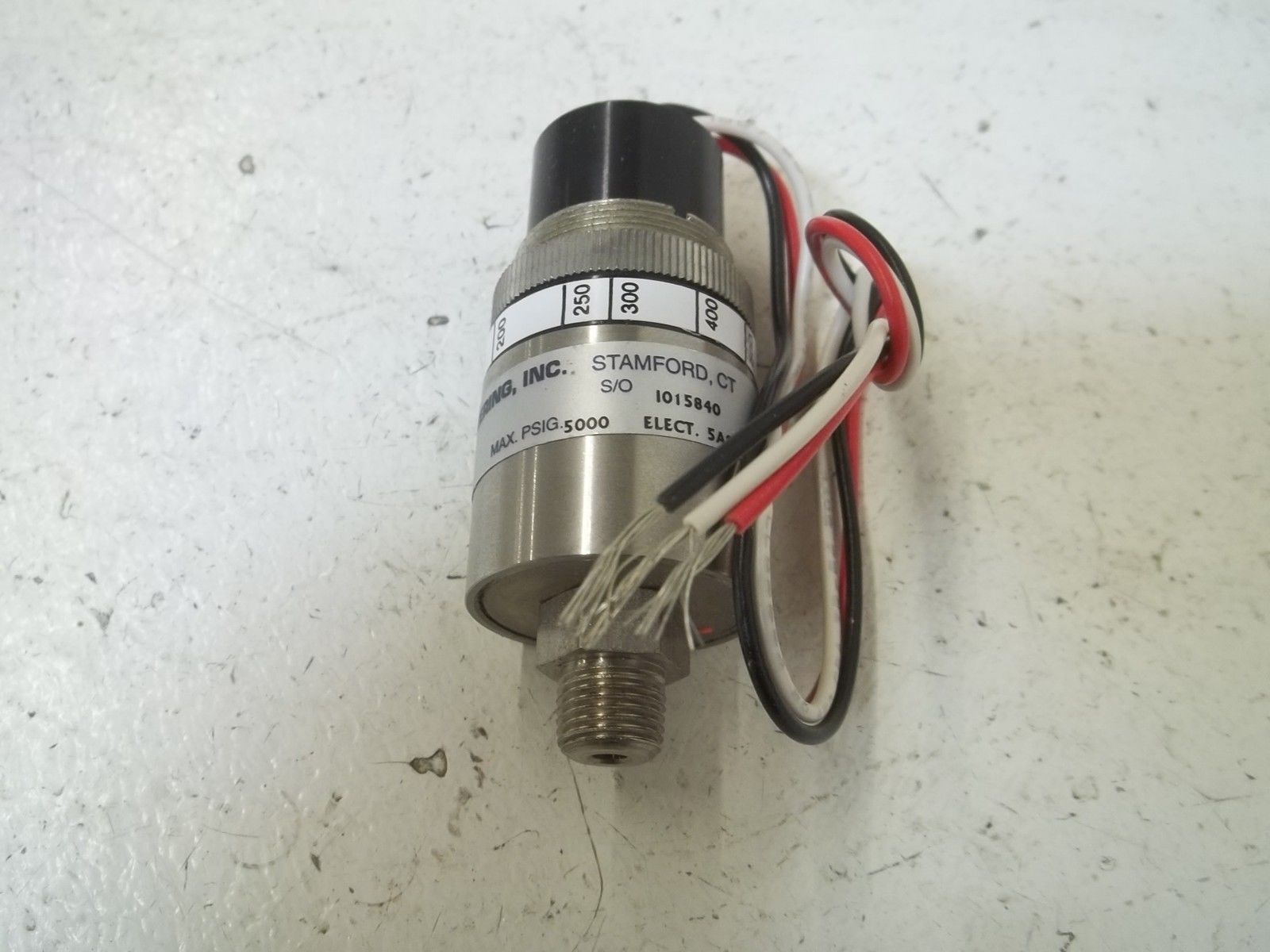 OMEGA PSW-535 MINIATURE PRESSURE SWITCH * NEW IN BOX*