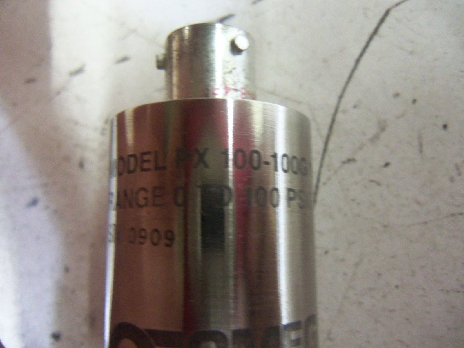 OMEGA PX100-100GV PRESSURE TRANSDUCER 0-100 PSIG *NEW NO BOX*