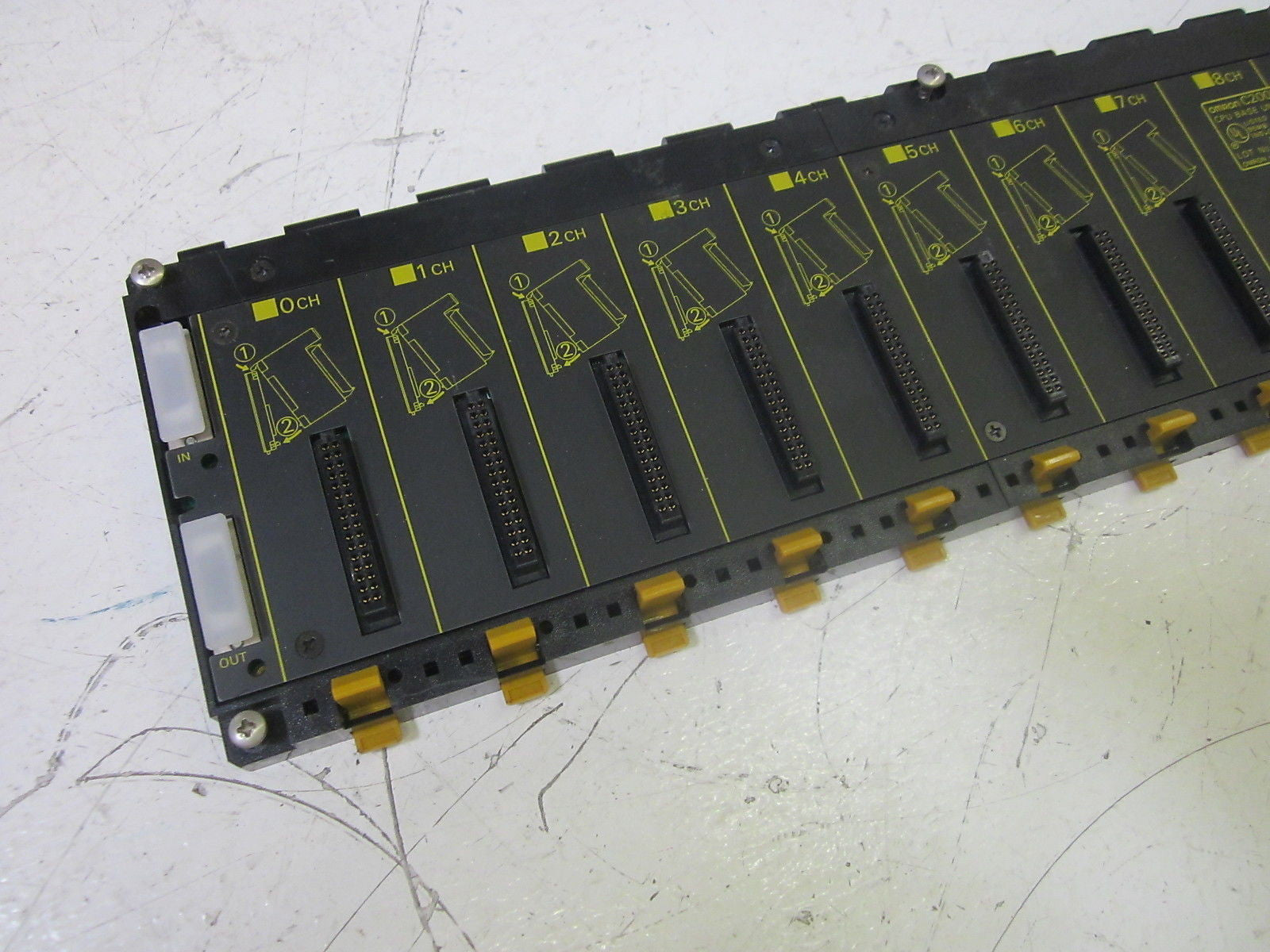 OMRON C200H-BC101-V1 CPU BASE UNIT *USED*