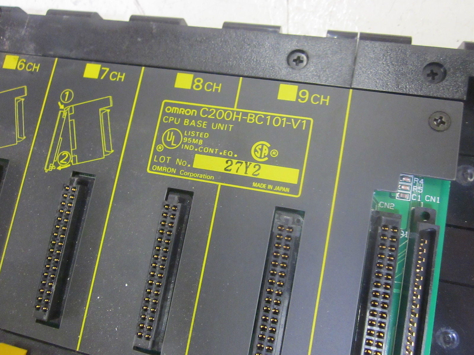 OMRON C200H-BC101-V1 CPU BASE UNIT *USED*