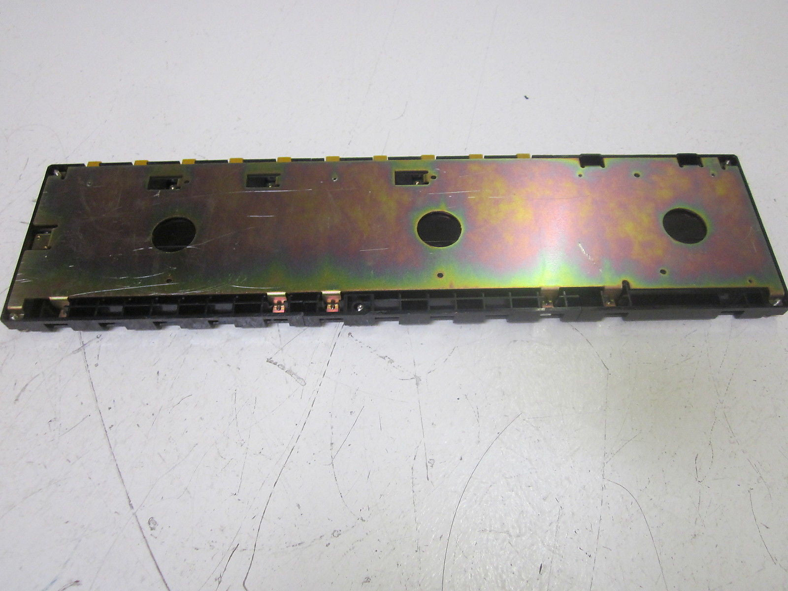 OMRON C200H-BC101-V1 CPU BASE UNIT *USED*