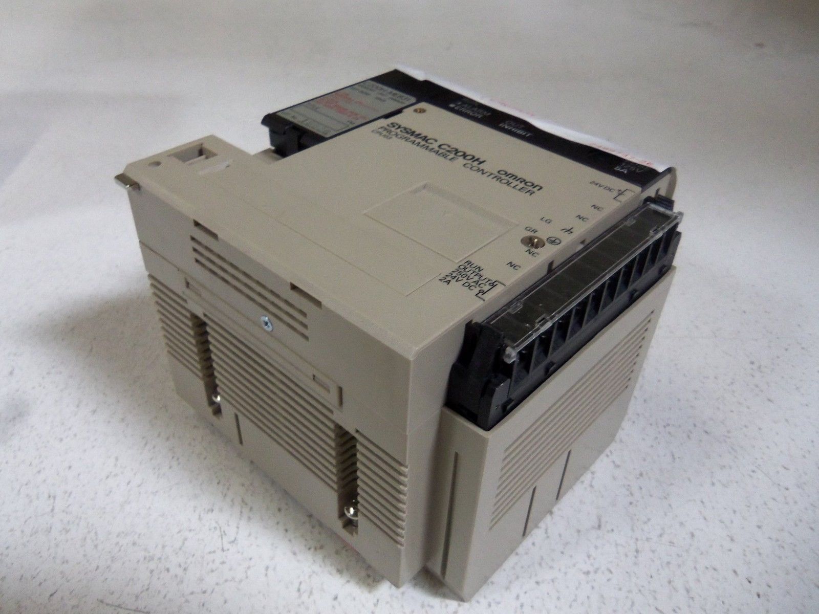 Omron C200H-CPU03-E2 CPU PWR SUPPLY W/ MEMORY C200HME831 ** GENUINE **