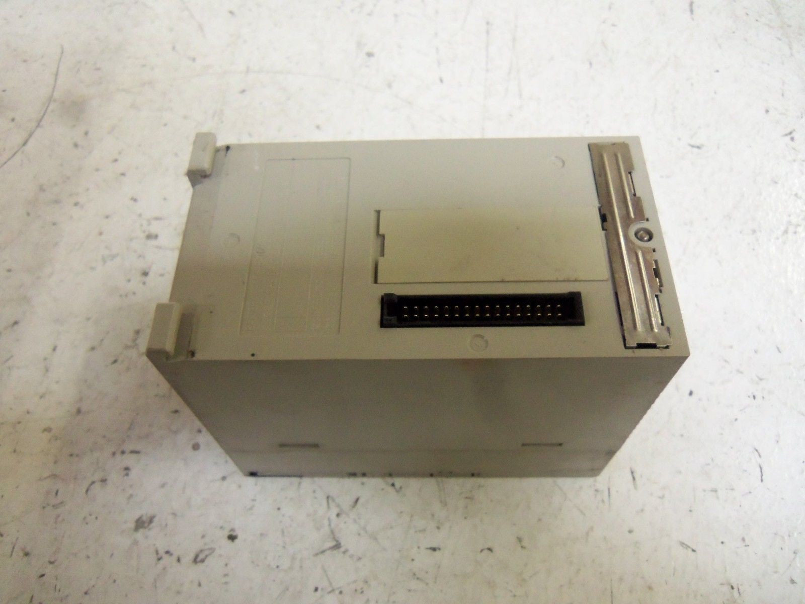 OMRON C200HG-CPU43-E CPU MODULE *USED*
