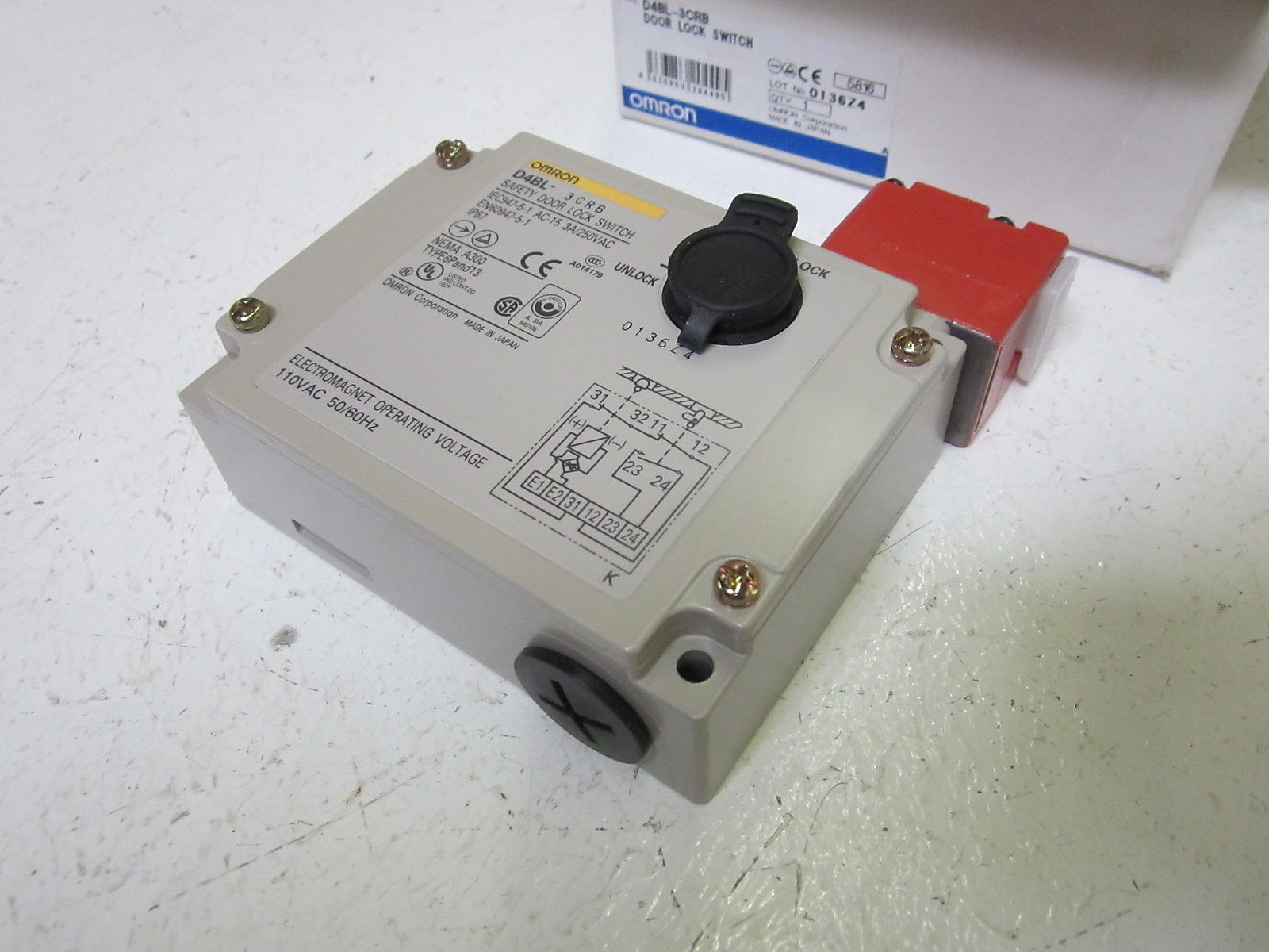 Omron D4BL-3CRB 230VAC NSFP * GENUINE *