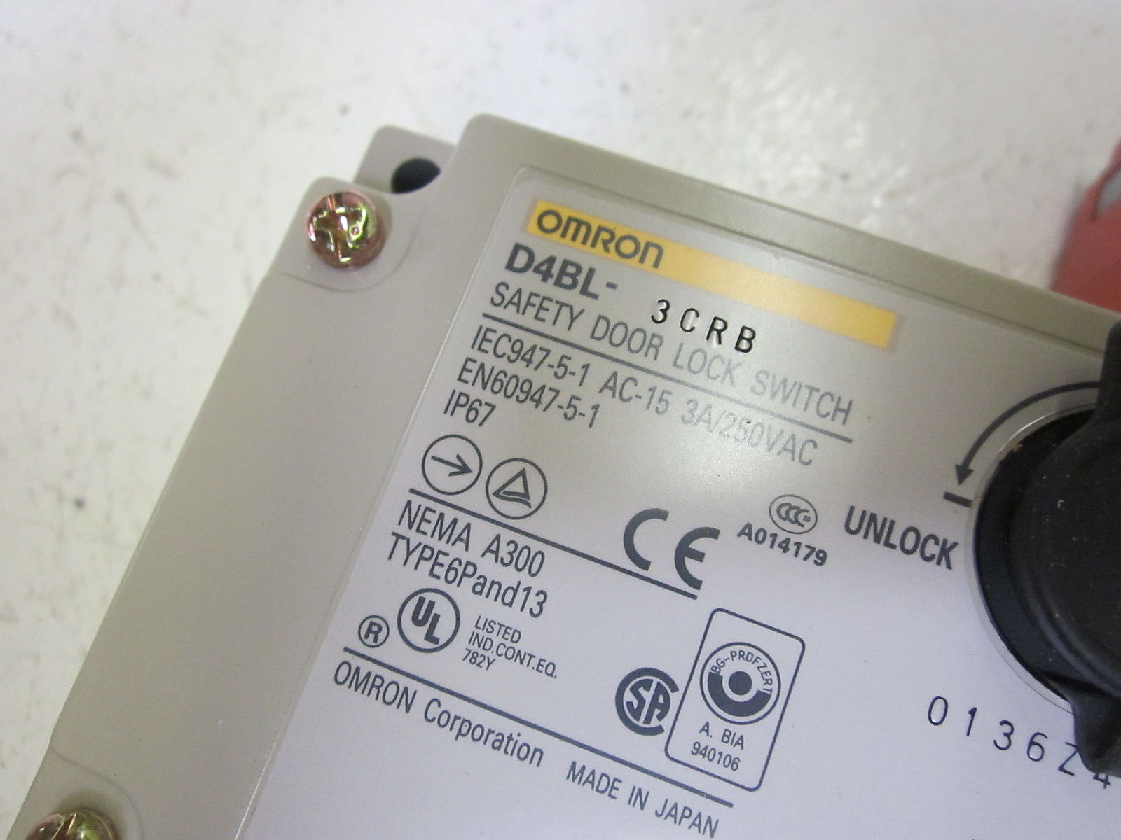 Omron D4BL-3CRB 230VAC NSFP * GENUINE *