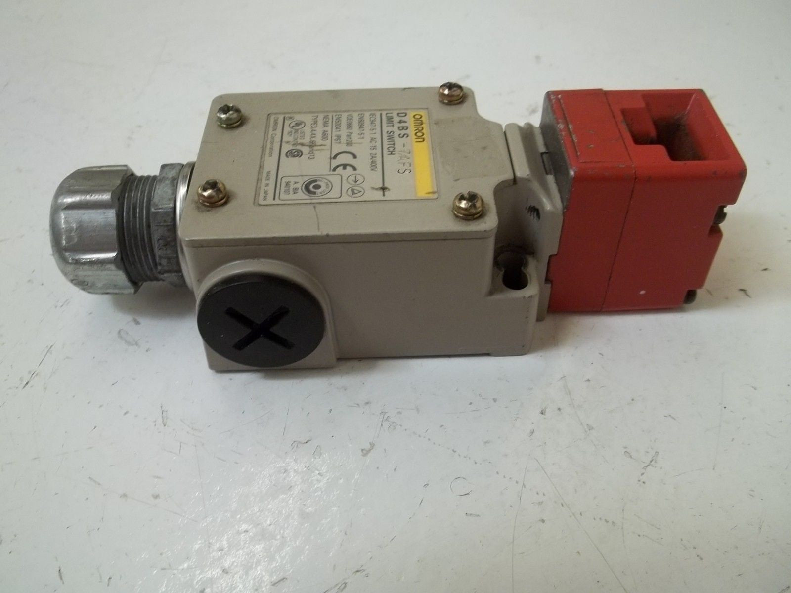 OMRON D4BS-7AFS *USED*