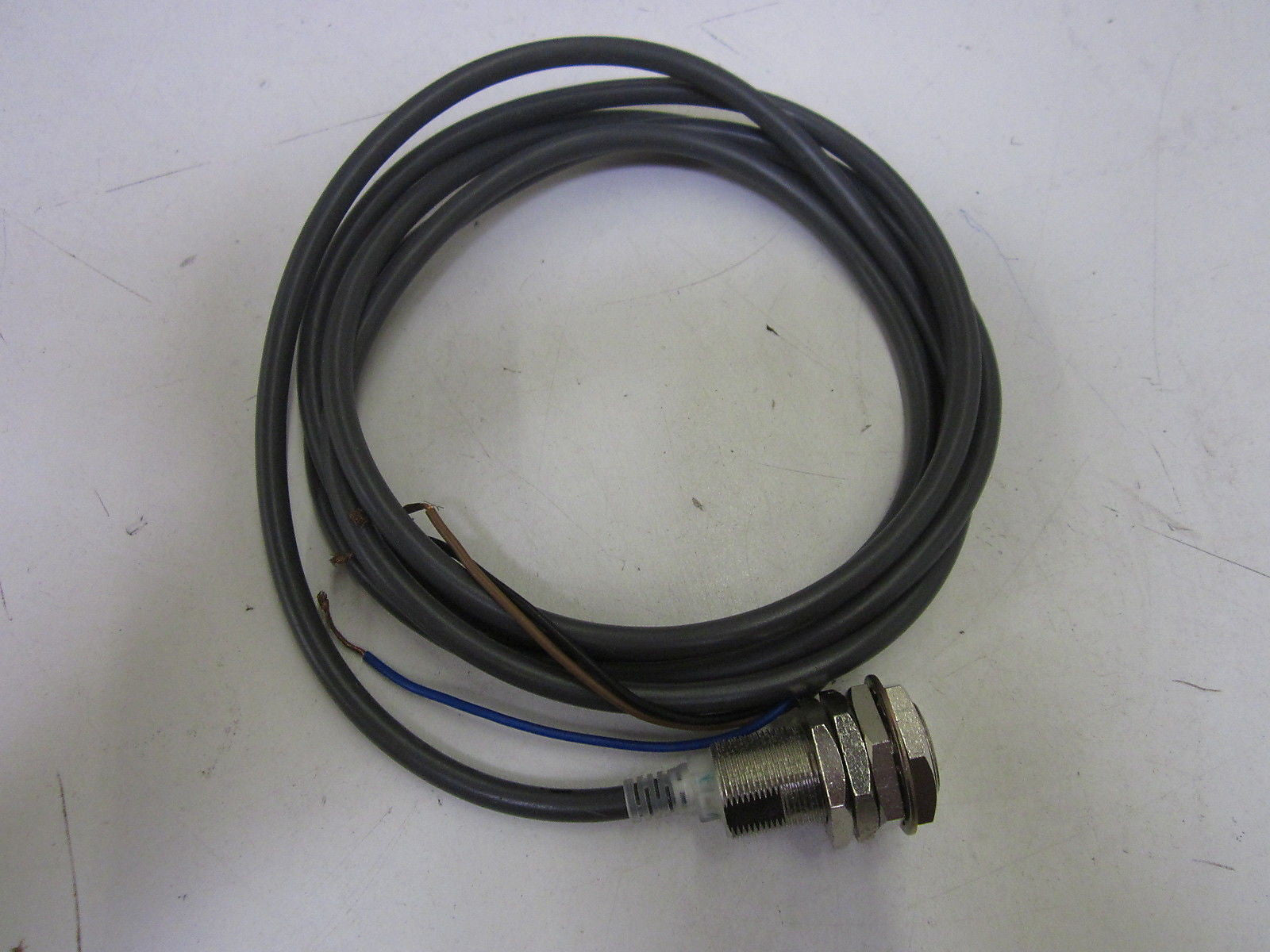 OMRON E2E-X5E1 *USED*