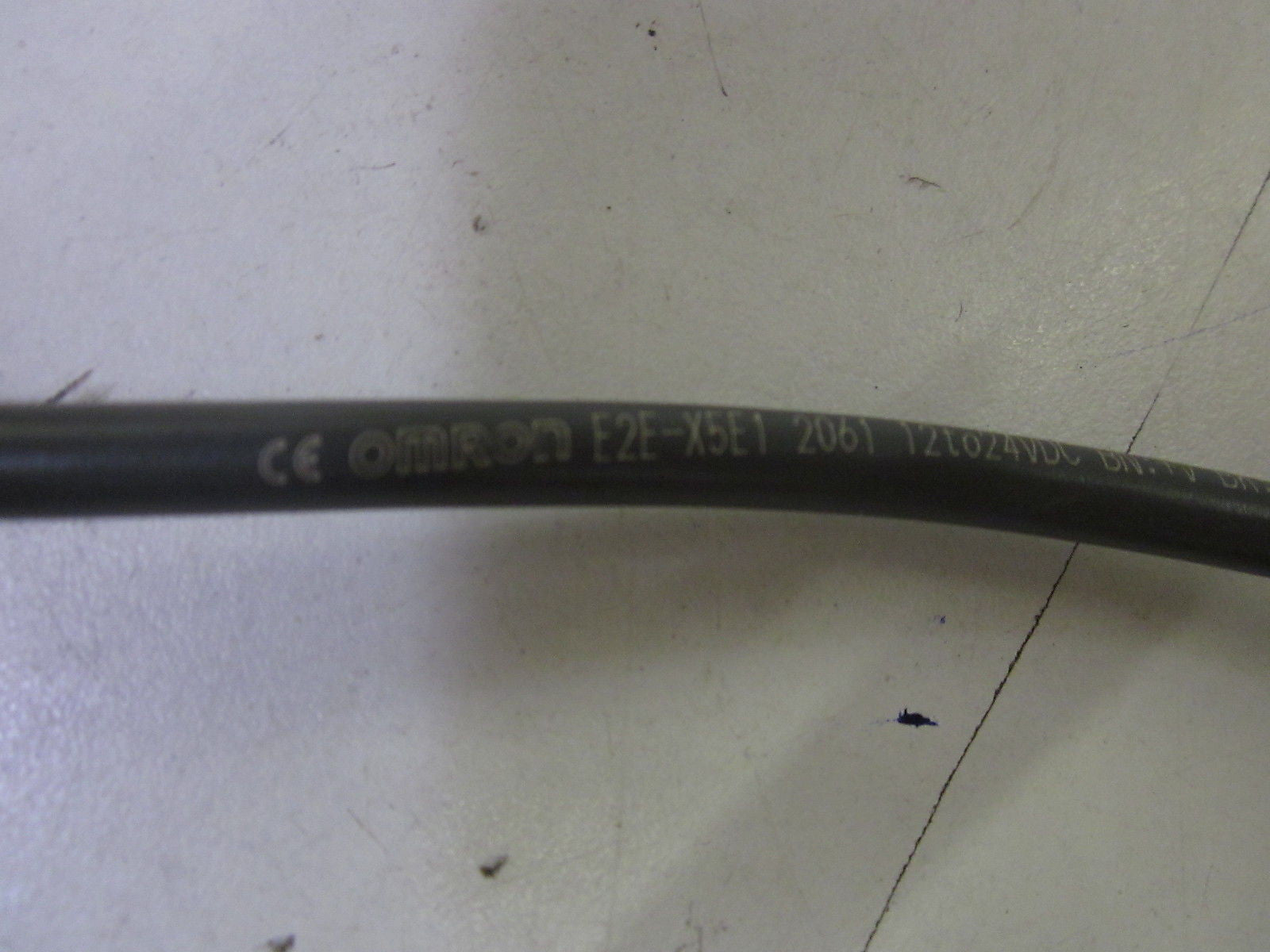 OMRON E2E-X5E1 *USED*