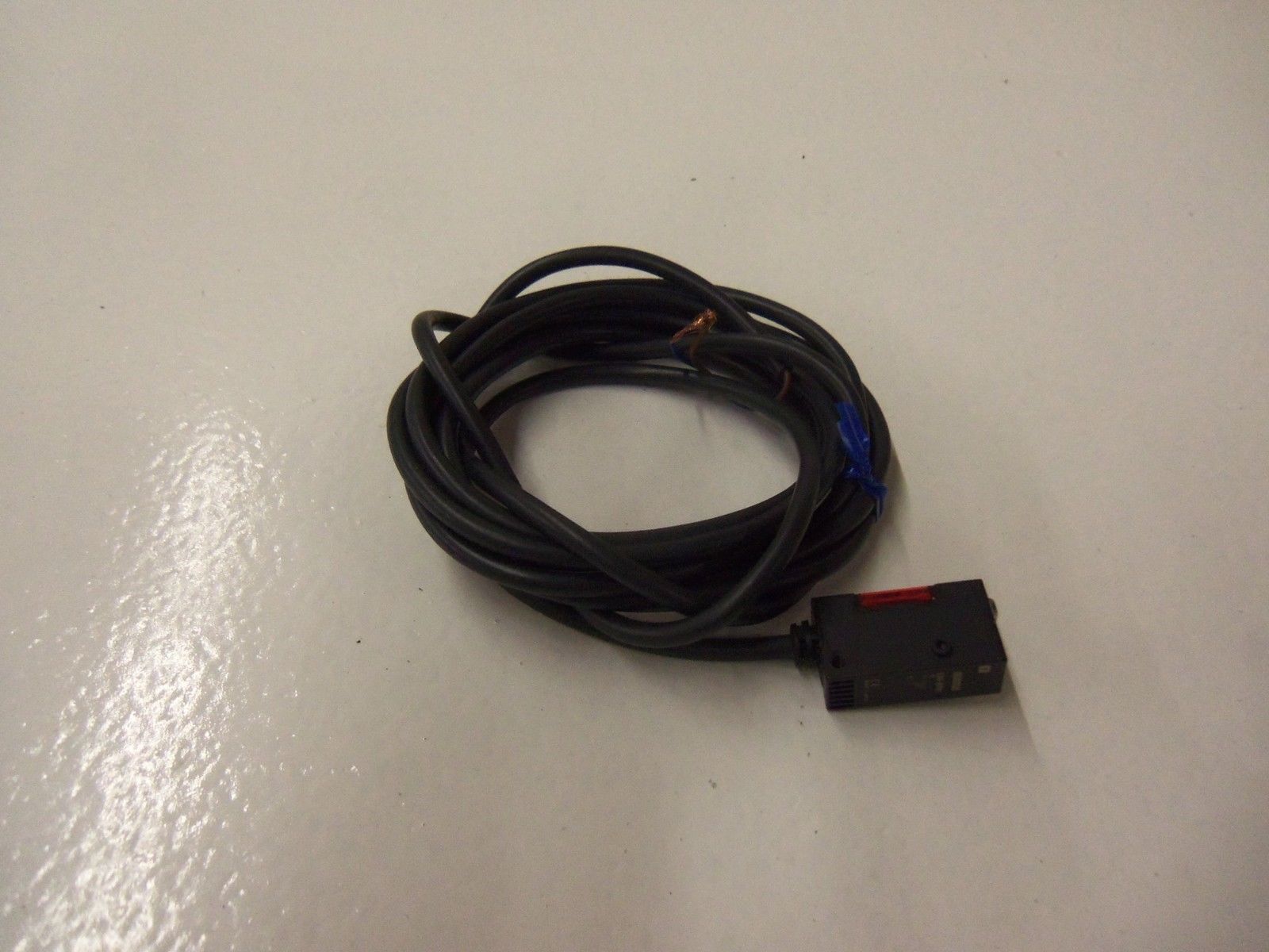 OMRON E3S-BT81-L *USED*