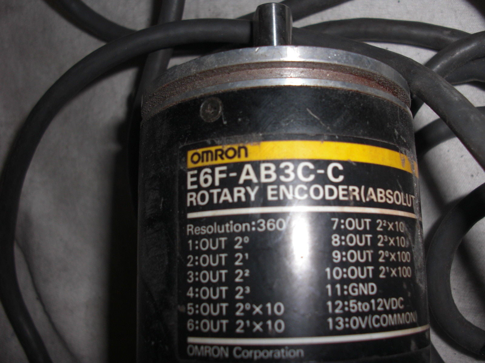 OMRON E6F-AB3C-C *USED*