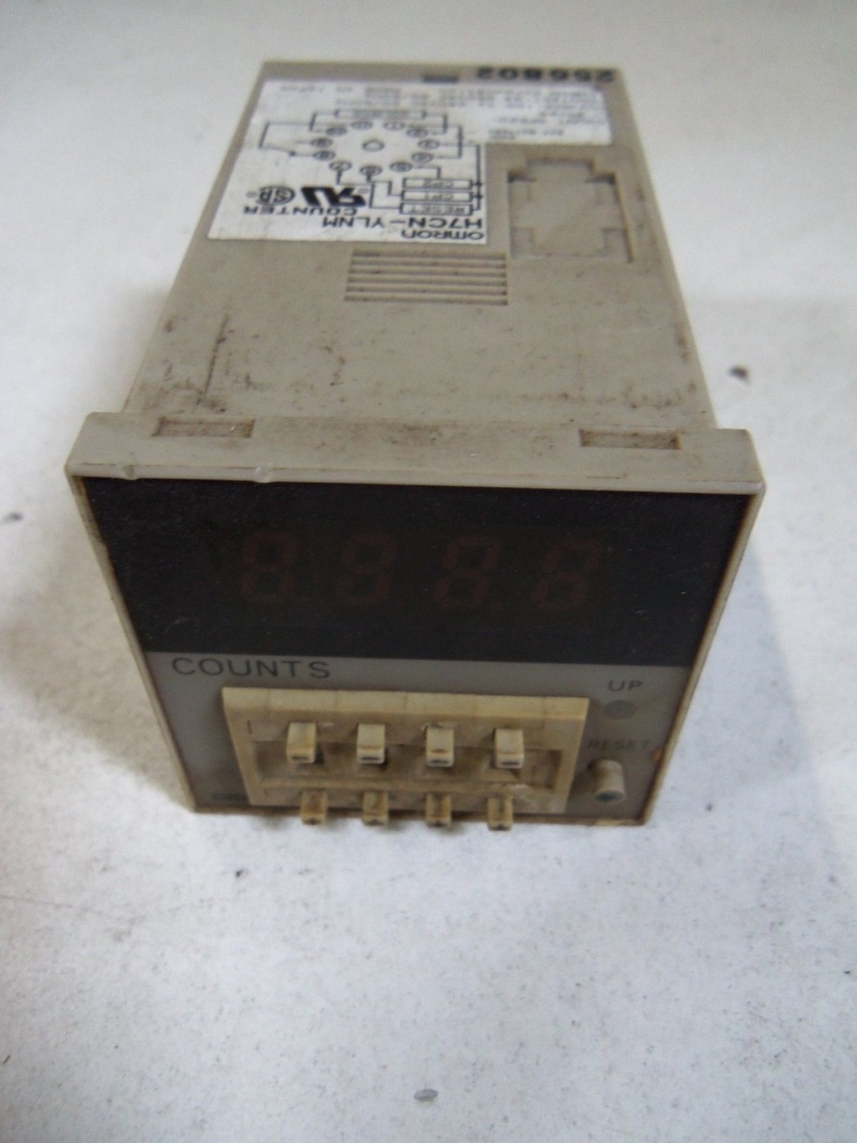 OMRON H7CN-YLNM COUNTER *USED*