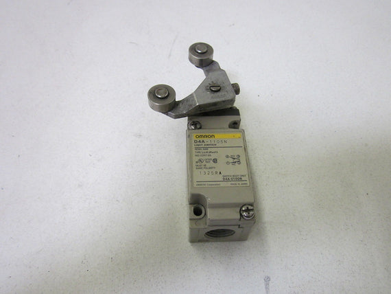 OMRON D4A-1105N LIMIT SWITCH *USED*