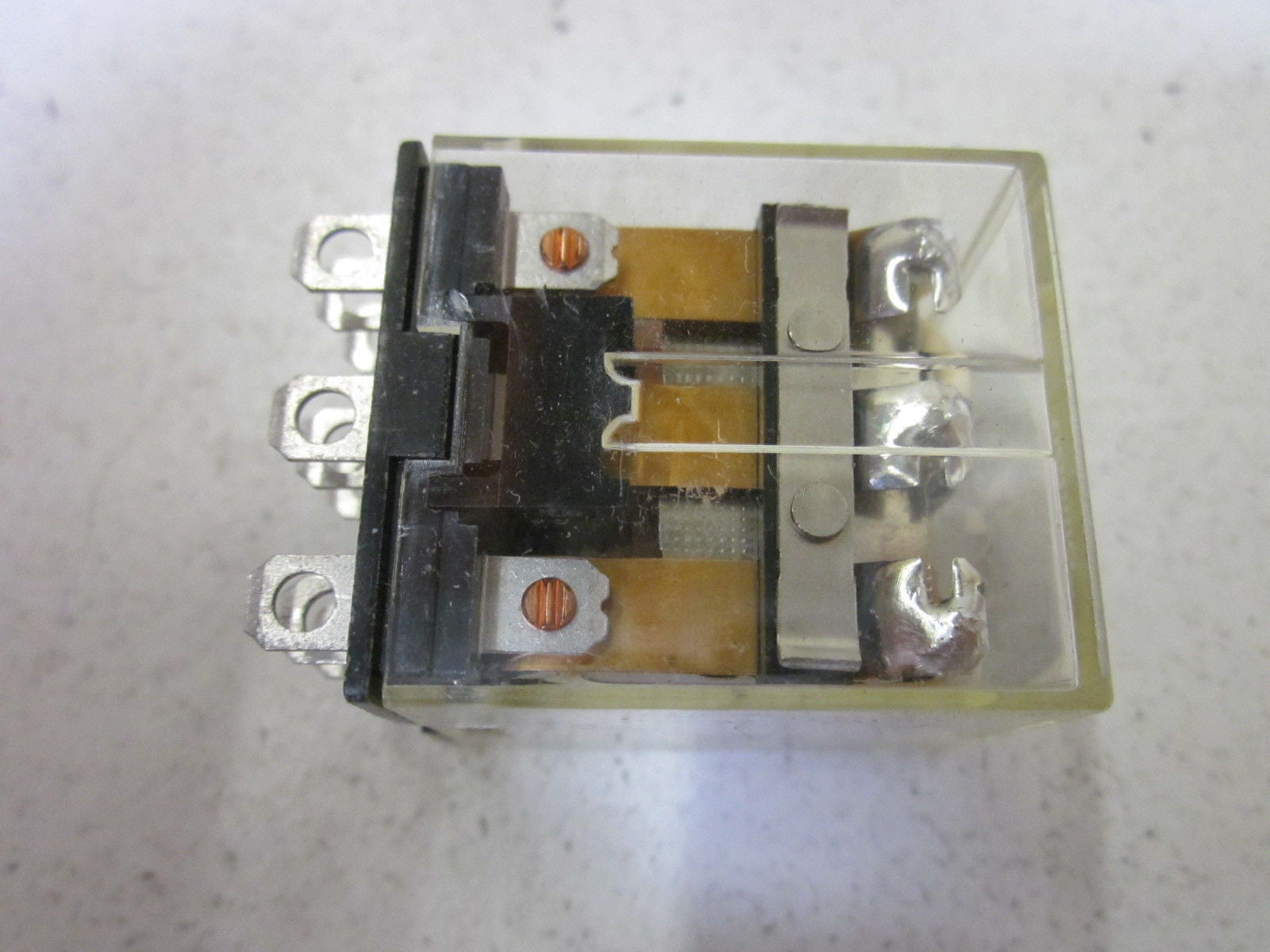 OMRON LY3N 24VDC *NEW NO BOX*