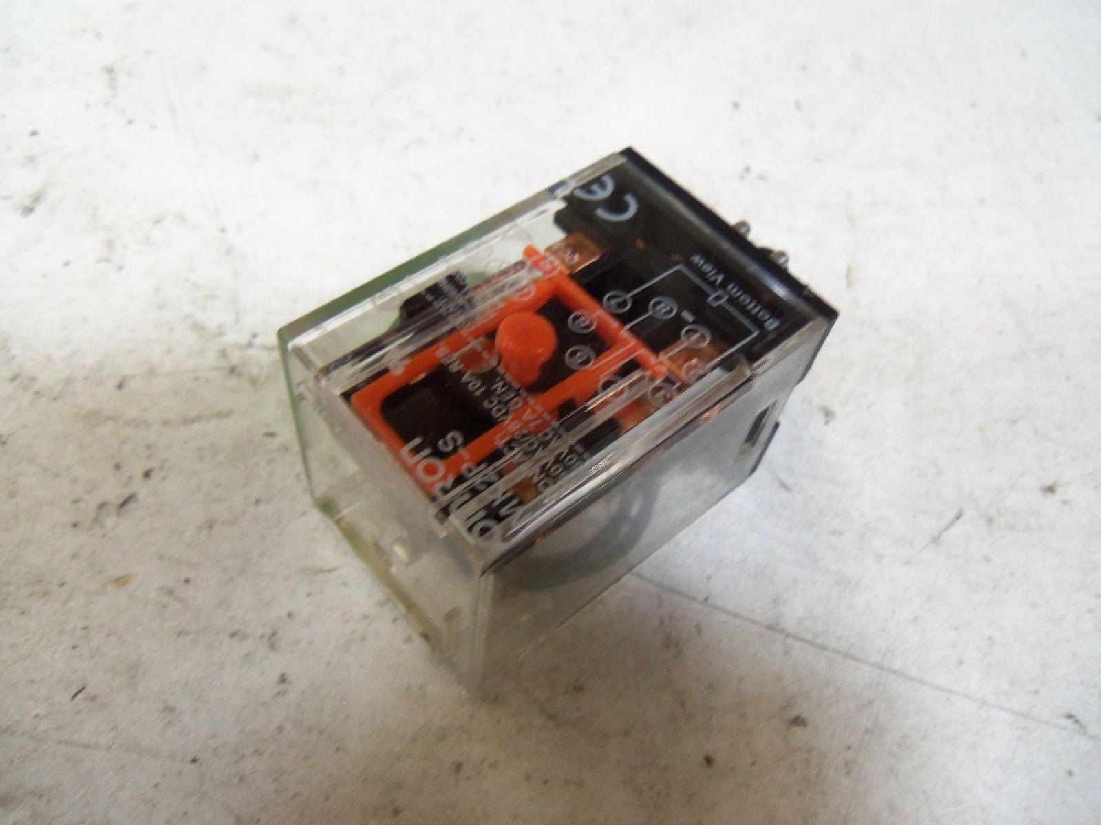 OMRON MK2P-S RELAY 12VDC *USED*