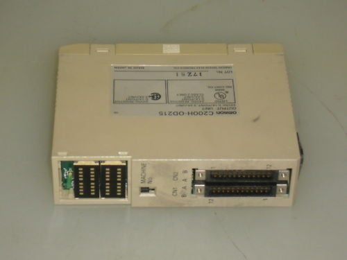 OMRON OUTPUT UNIT C200H-OD215 *USED*