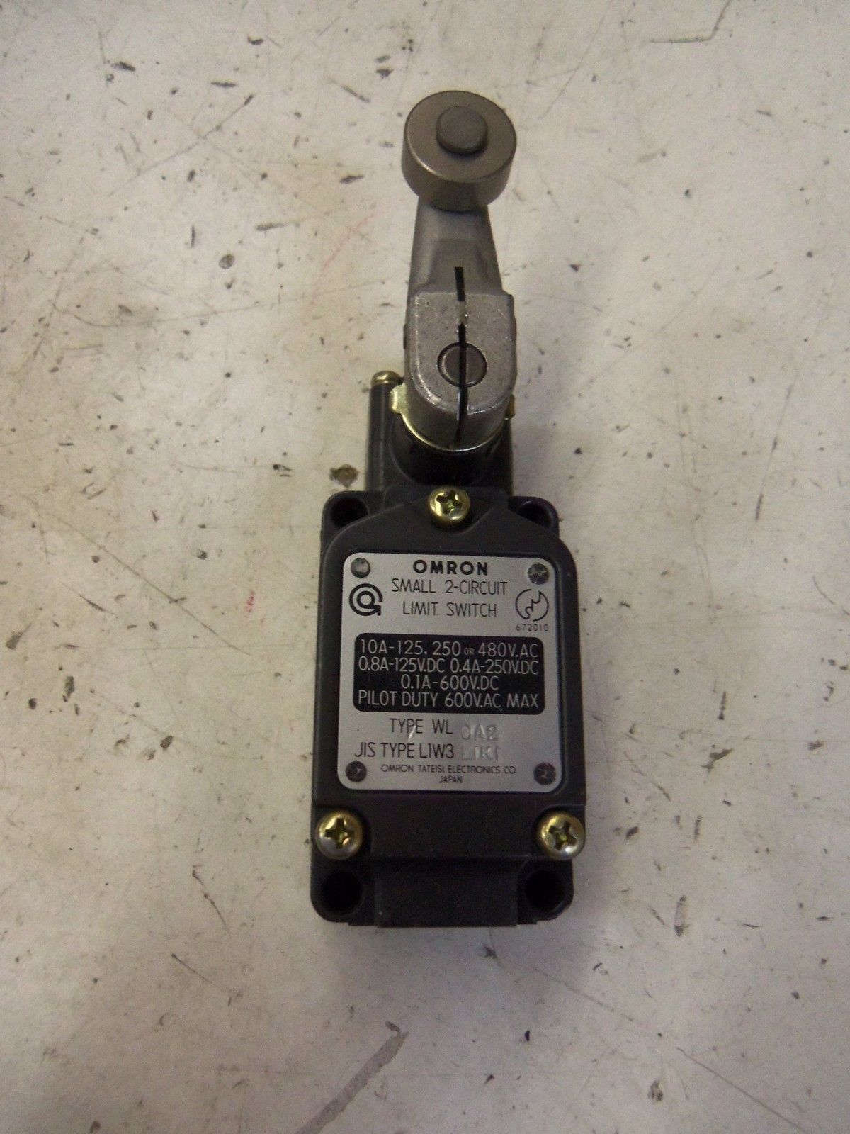OMRON WL CA2 *NEW NO BOX*