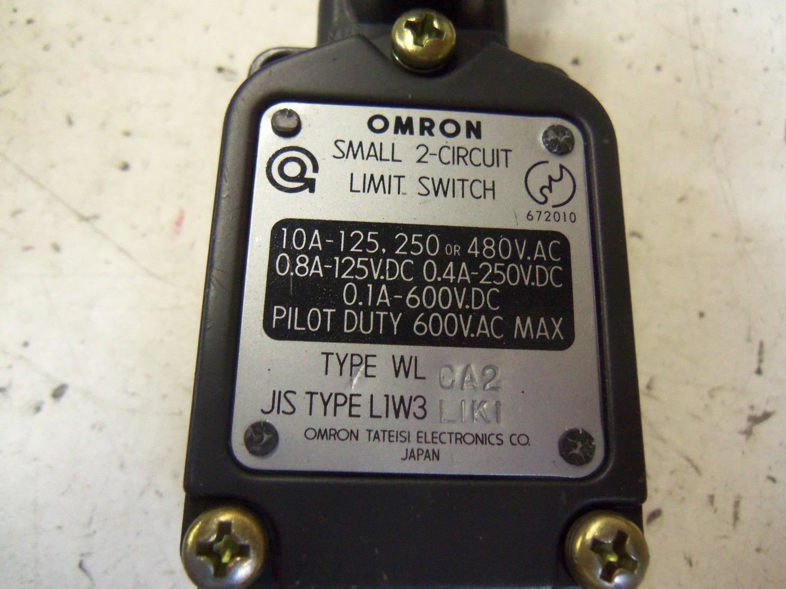 OMRON WL CA2 *NEW NO BOX*