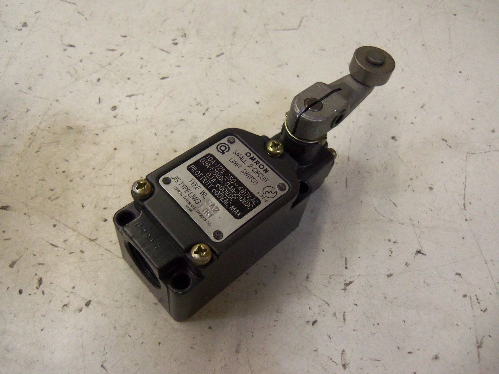 OMRON WL CA2 *NEW NO BOX*