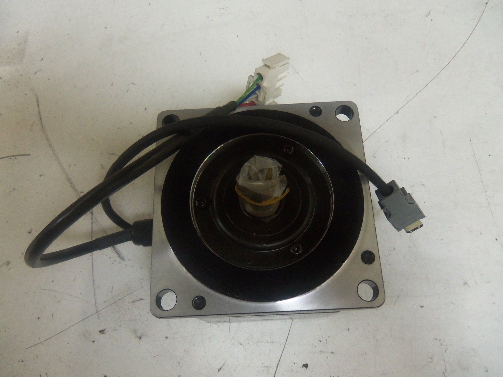 OMRON WP75030H-S1 AC SERVO MOTOR 750W 200V 4.1A *NEW NO BOX*