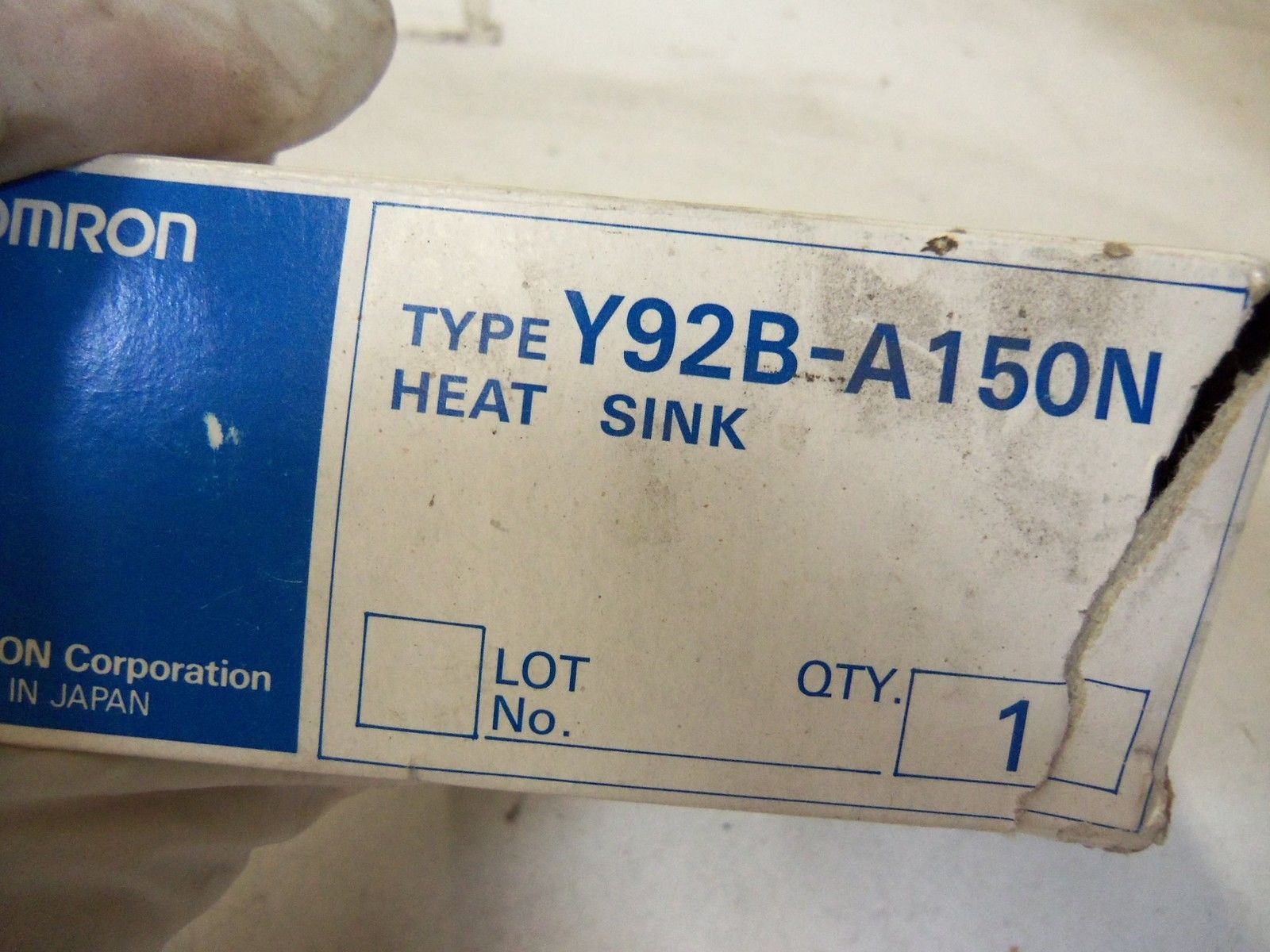 OMRON Y92B-A150N HEAT SINK *NEW IN BOX*