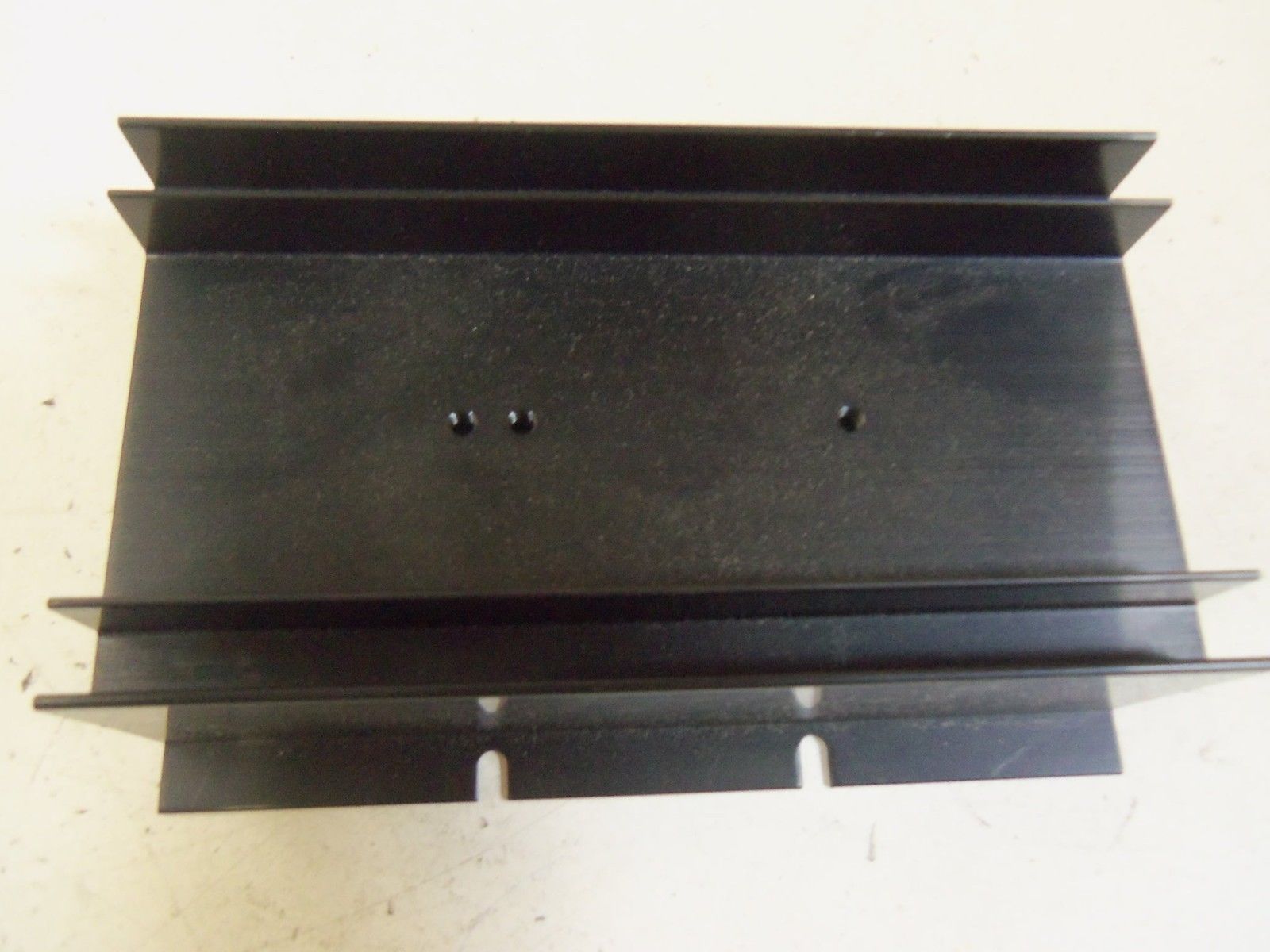 OMRON Y92B-A150N HEAT SINK *NEW IN BOX*