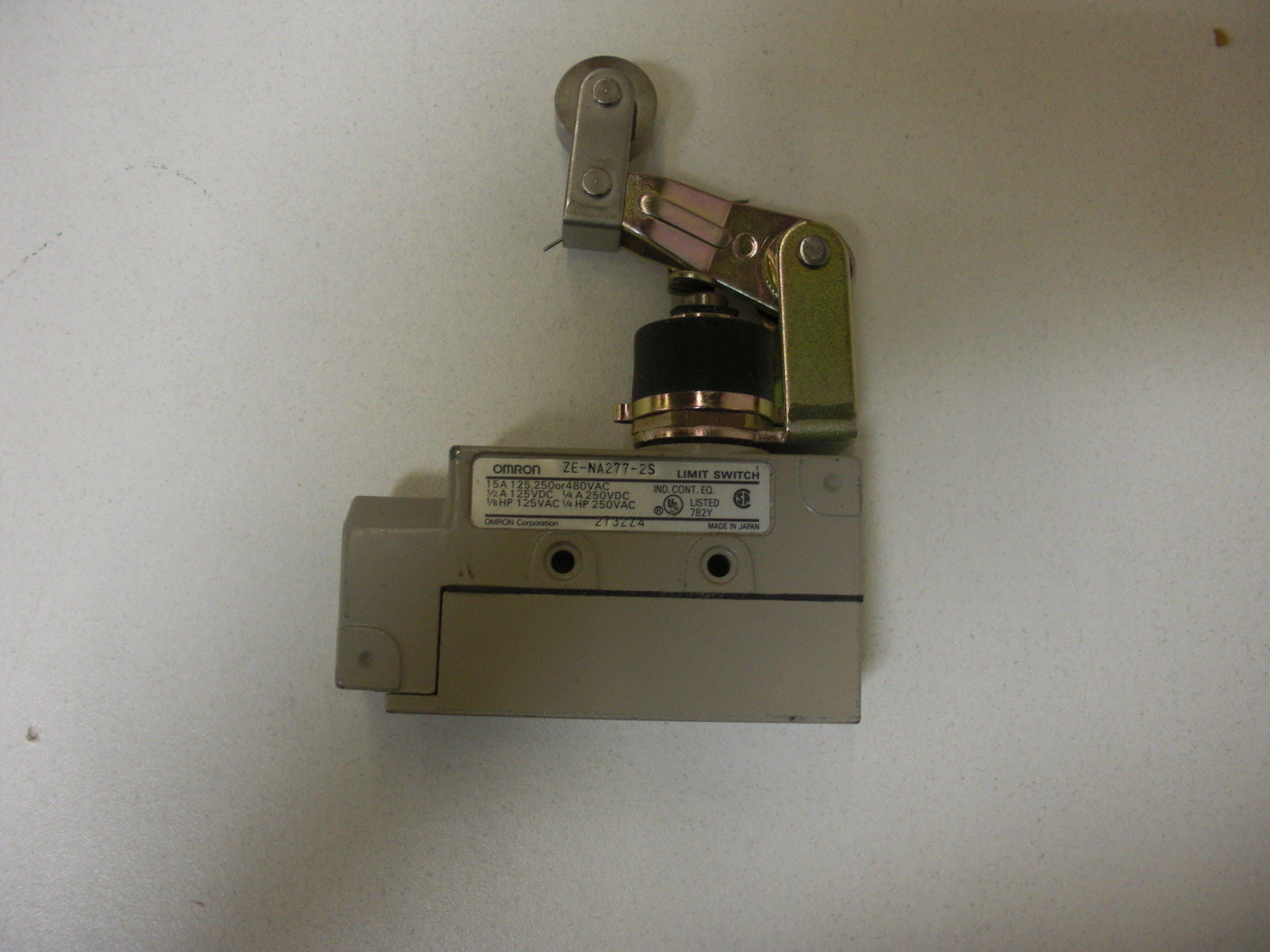 OMRON ZE-NA277-2S *USED*