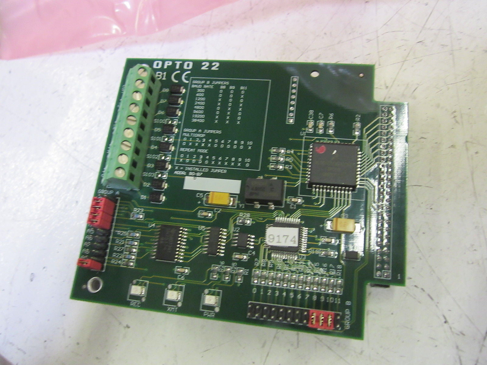 OPTO 22 B1 PHOTOMOS RELAY BOARD (AS PICTURED) *USED*