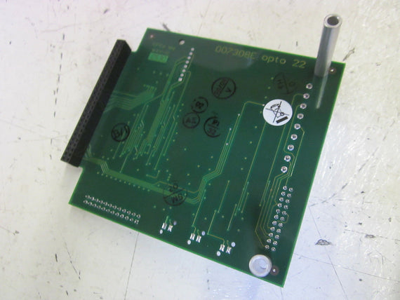 OPTO 22 B1 PHOTOMOS RELAY BOARD (AS PICTURED) *USED*