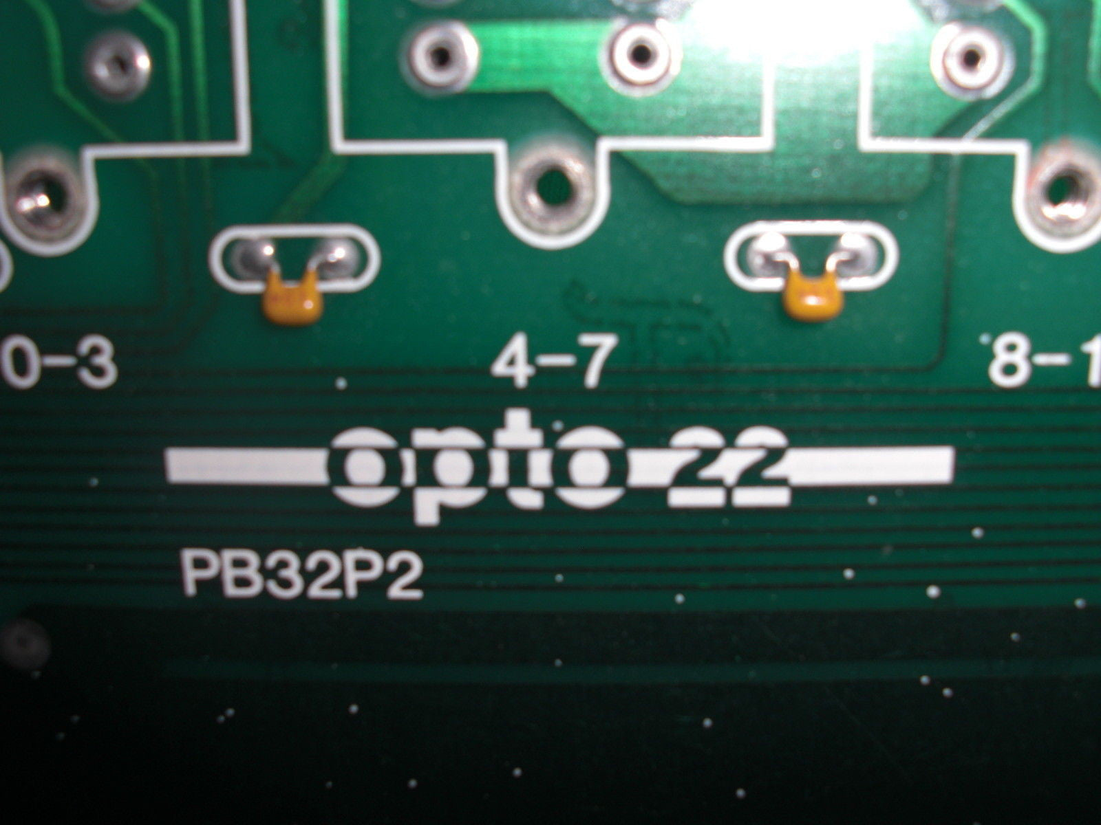 OPTO 22 PB32P2 *USED*