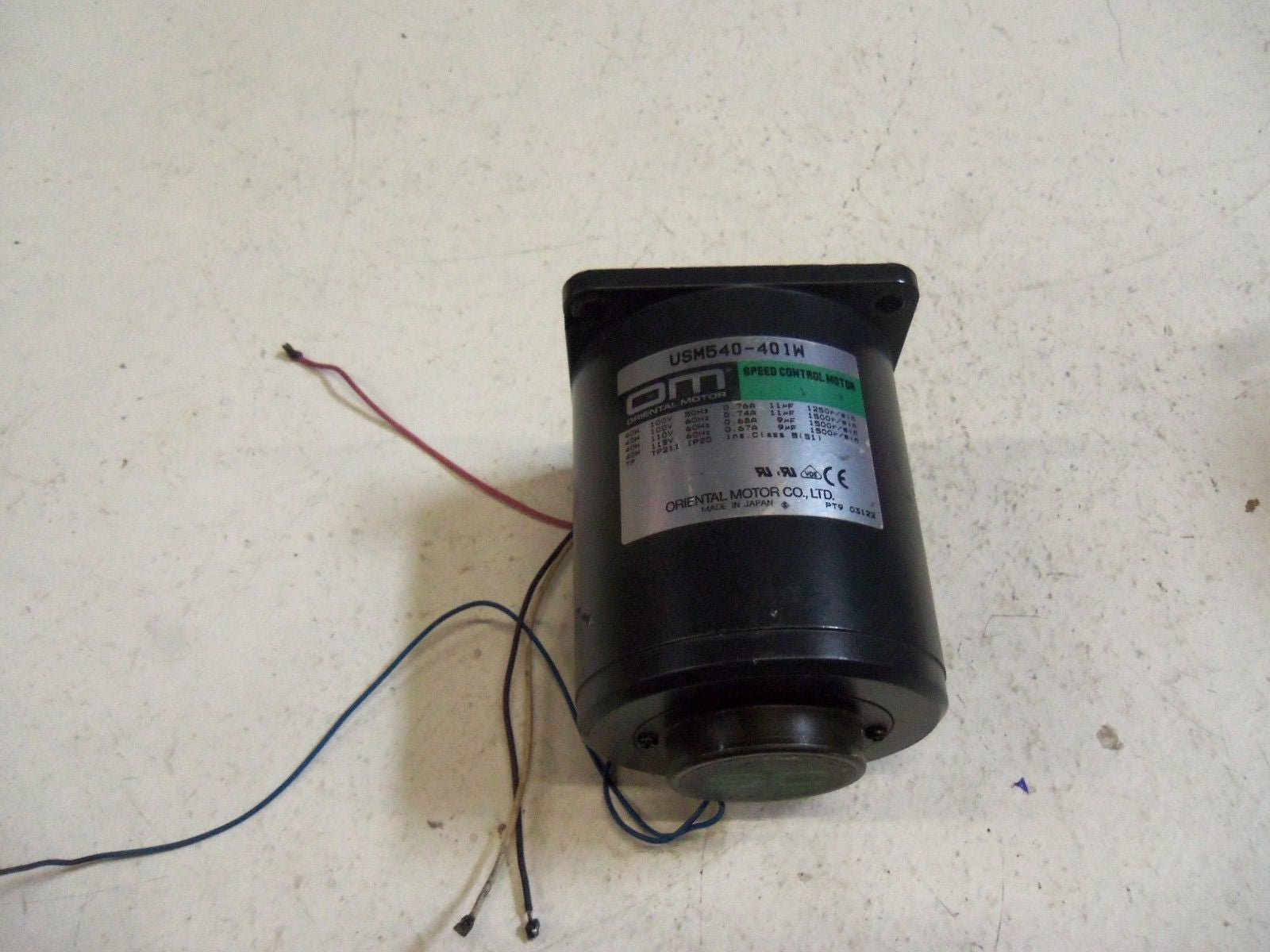 ORIENTAL MOTOR USM540-401W SPEED CONTROL MOTOR *USED*