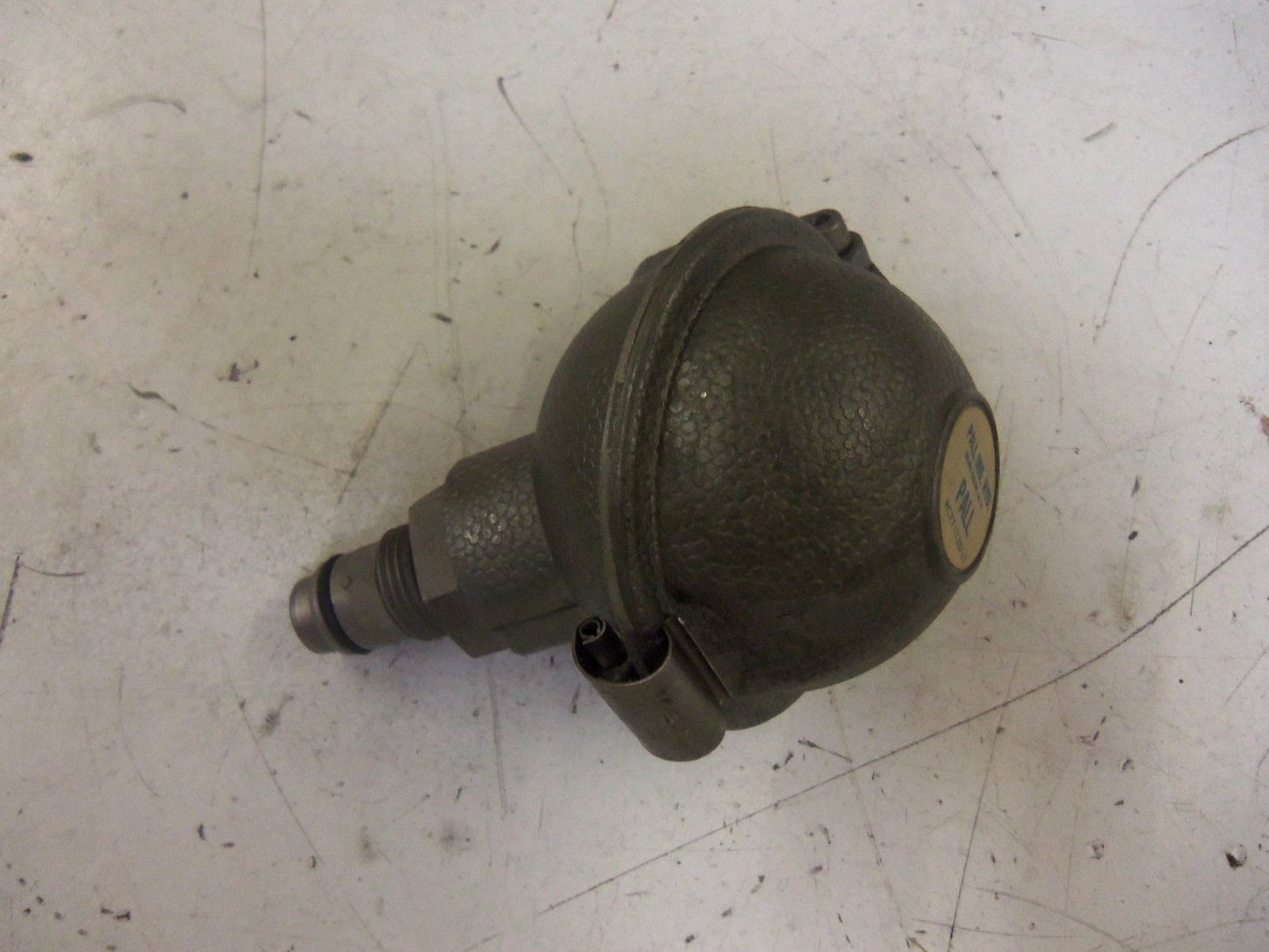 PALL RC771TZ097 HOUSING INDICATOR *USED*