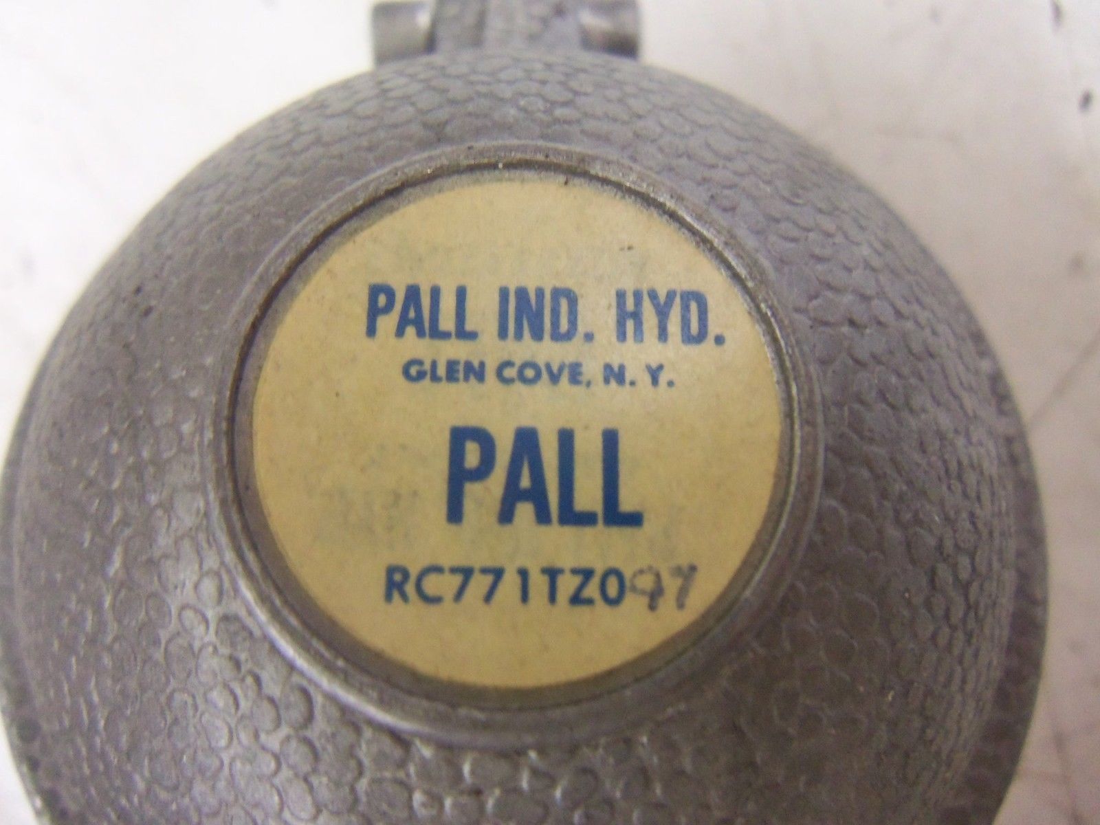 PALL RC771TZ097 HOUSING INDICATOR *USED*