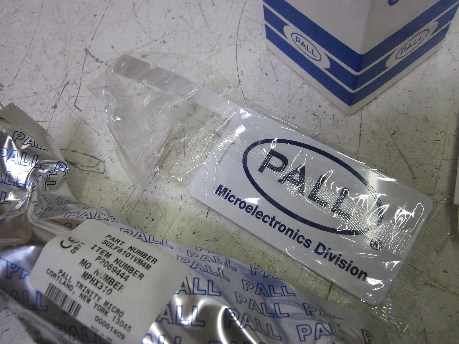 PALL SGLF6101VM4M FILTER *NEW IN BOX*
