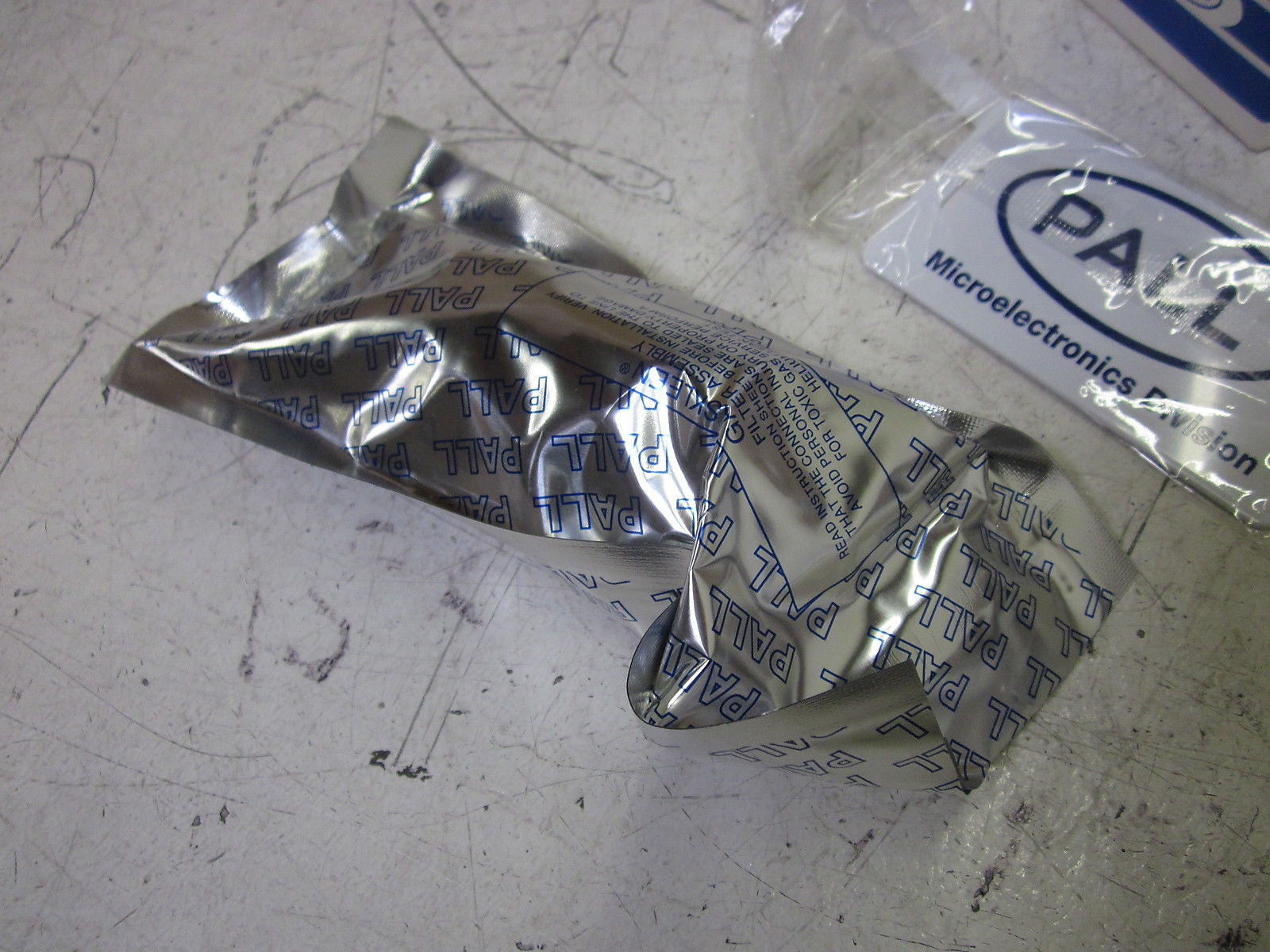 PALL SGLF6101VM4M FILTER *NEW IN BOX*