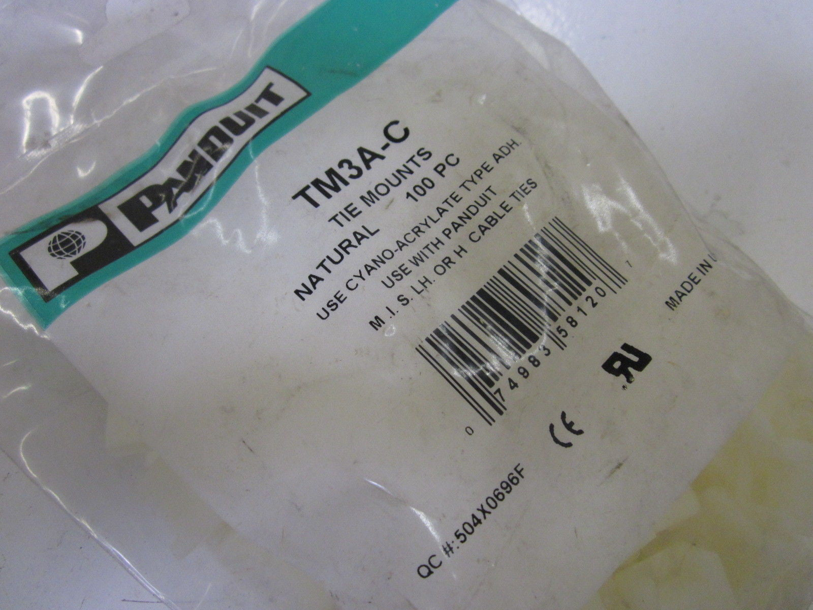 PANDUIT TM3A-C TIE AMOUNTS 100PC. *NEW IN A FACTORY BAG*