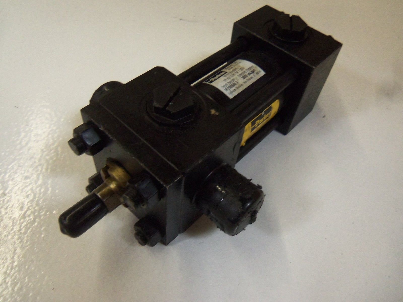 PARKER 0150D2HT141.250 *USED*