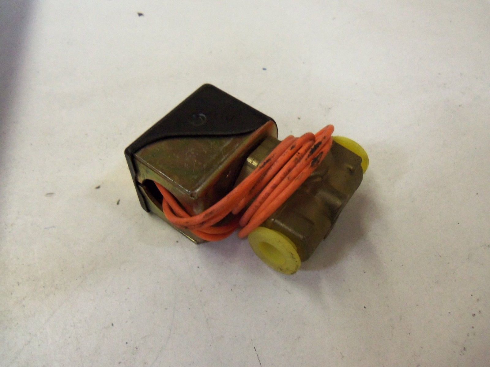 PARKER 04F25C2122CAFGC05 *NEW NO BOX*