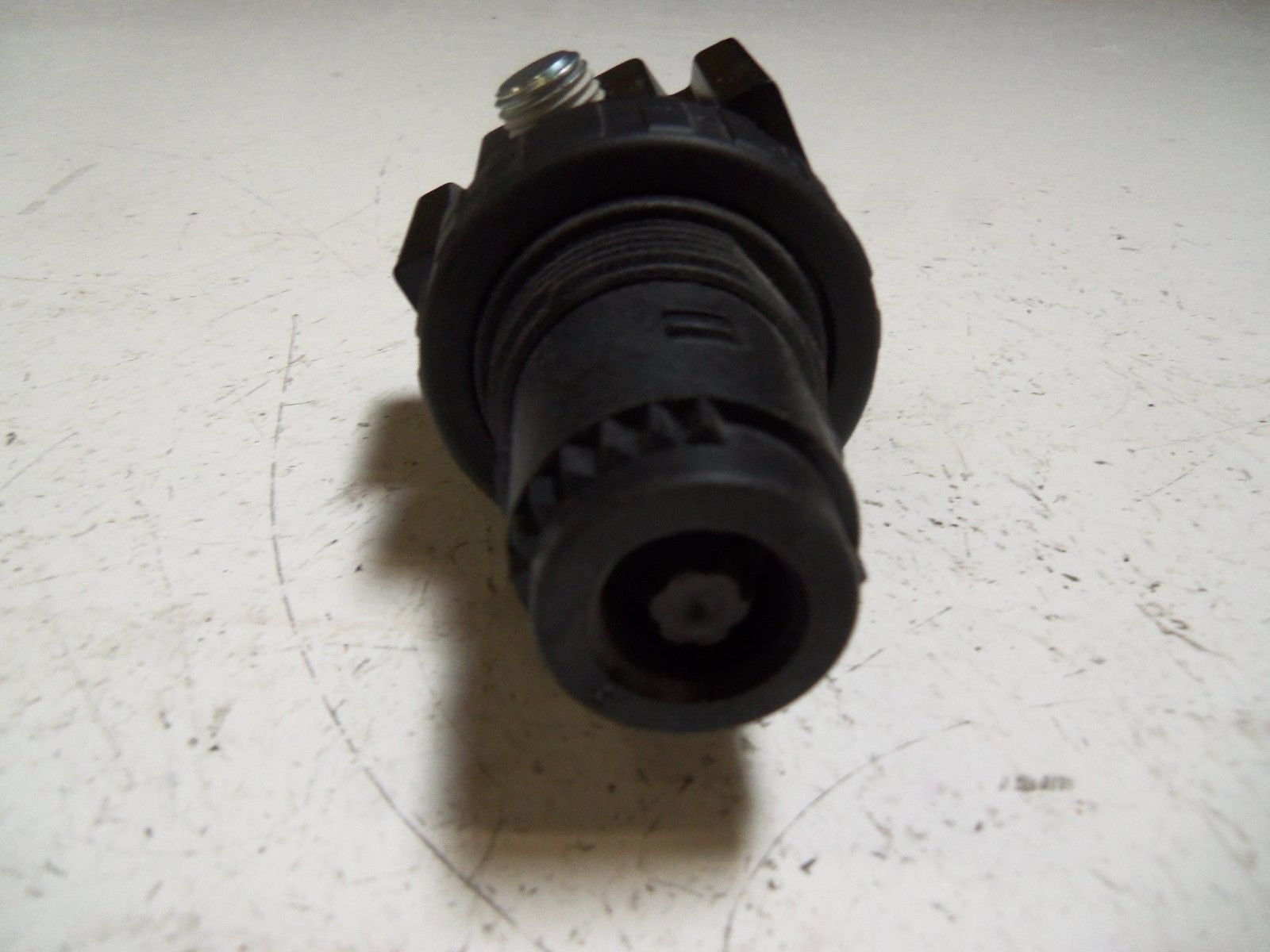 PARKER 05R113AD PNEUMATIC PRESSURE REGULATOR *USED*