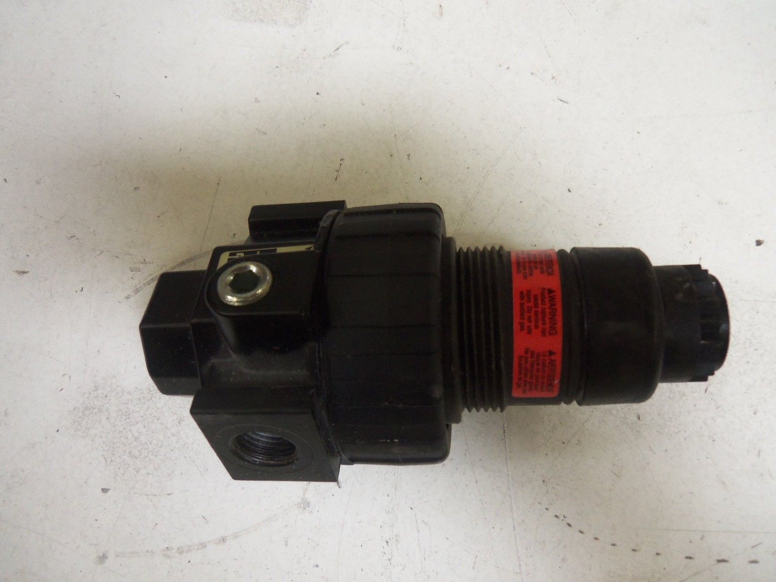 PARKER 06R213AC REGULATOR VALVE *USED*
