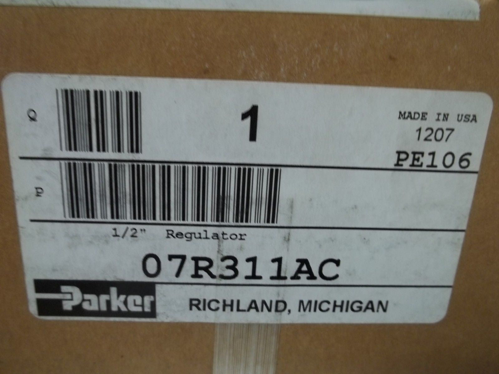 PARKER 07R311AC 1/2" REGULATOR *NEW IN BOX*