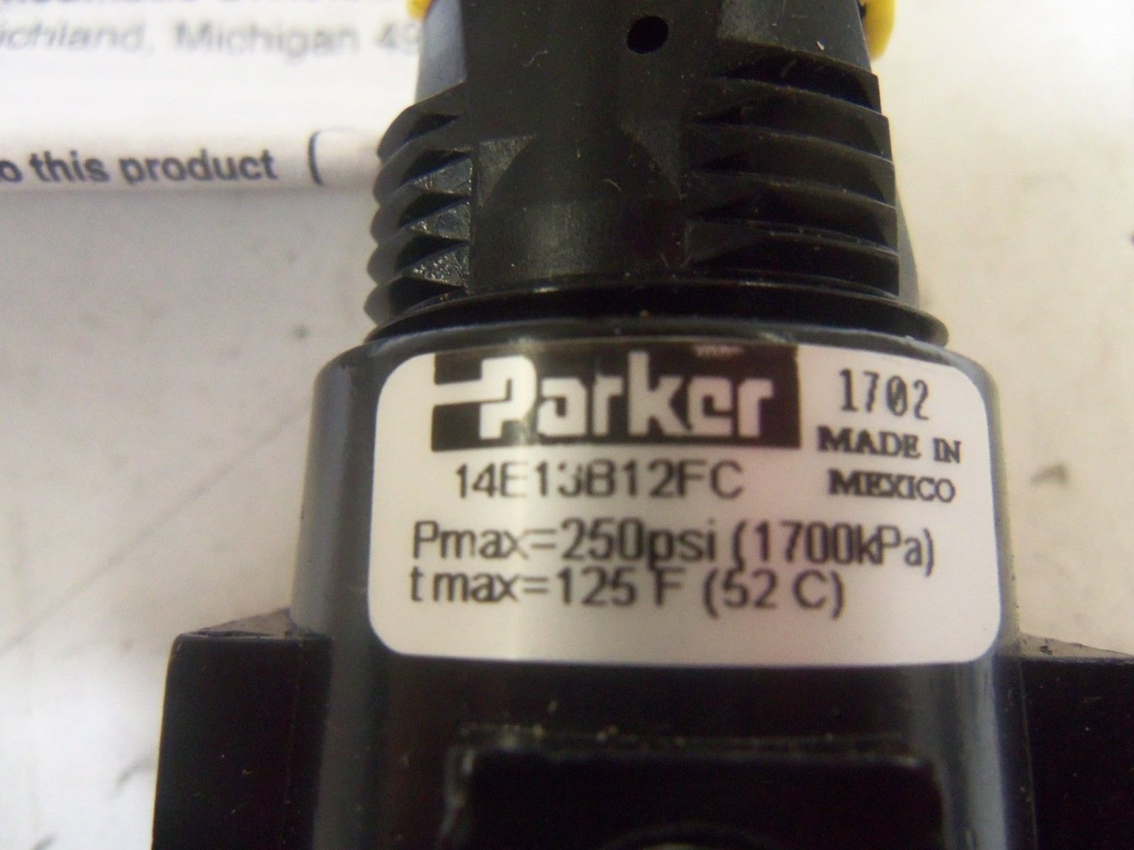 PARKER 14E13B12FC 1/4" PIGGYBACK *NEW IN BOX*