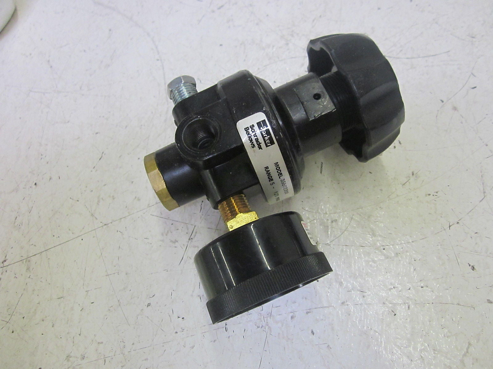 PARKER 35602200 REGULATOR 5-125 PSIG *USED*