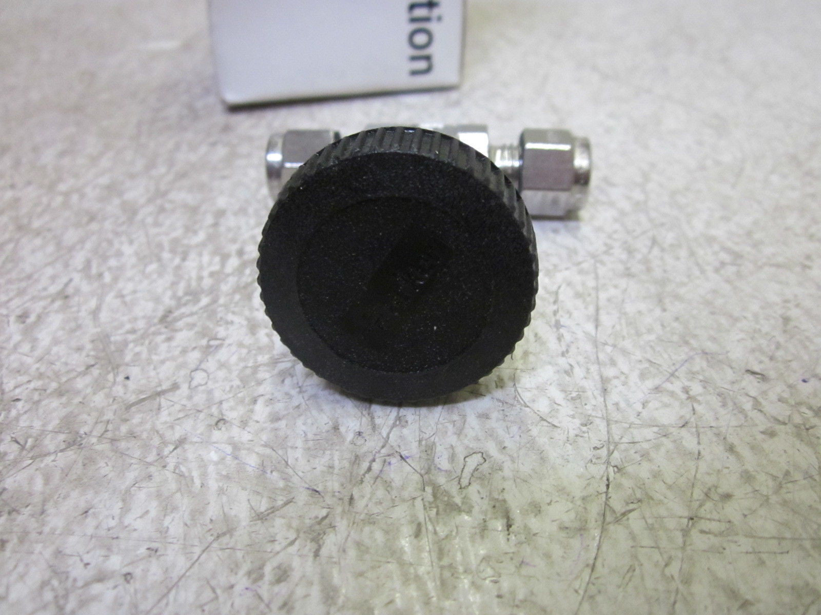 PARKER 4A-V4LN-SS NEEDLE VALVE *NEW IN BOX*