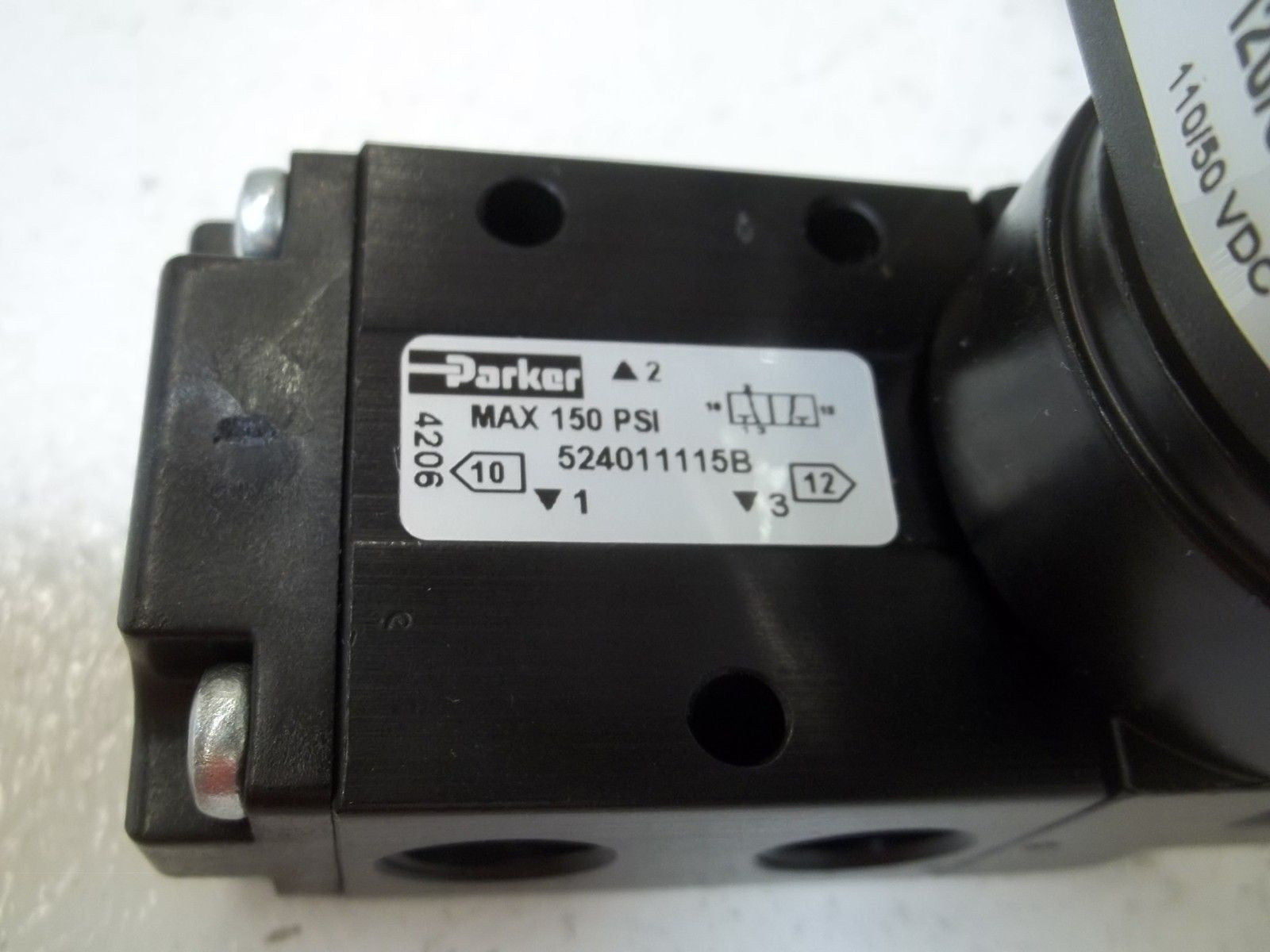 PARKER 524011115B 3-WAY 2-POS SOL/SPR RET VALVE *USED*